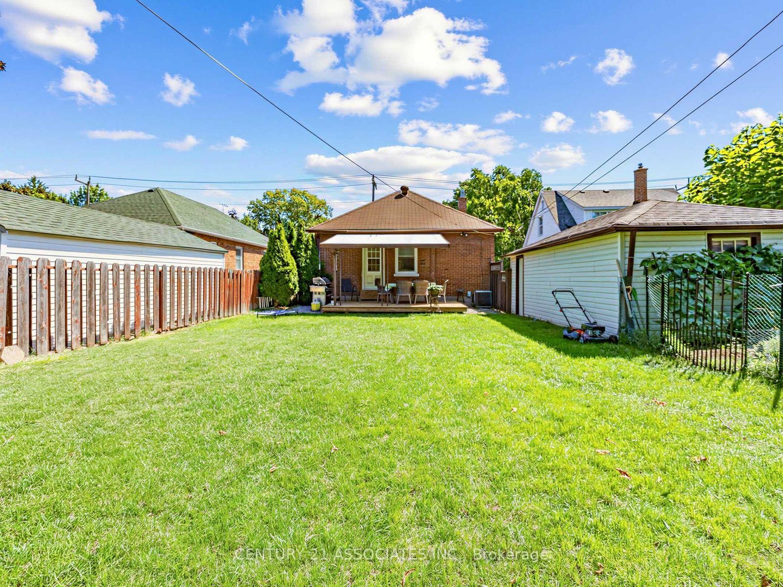 Photo 35 of 58 Central Park Boulevard S, Oshawa, Central — HOMEH