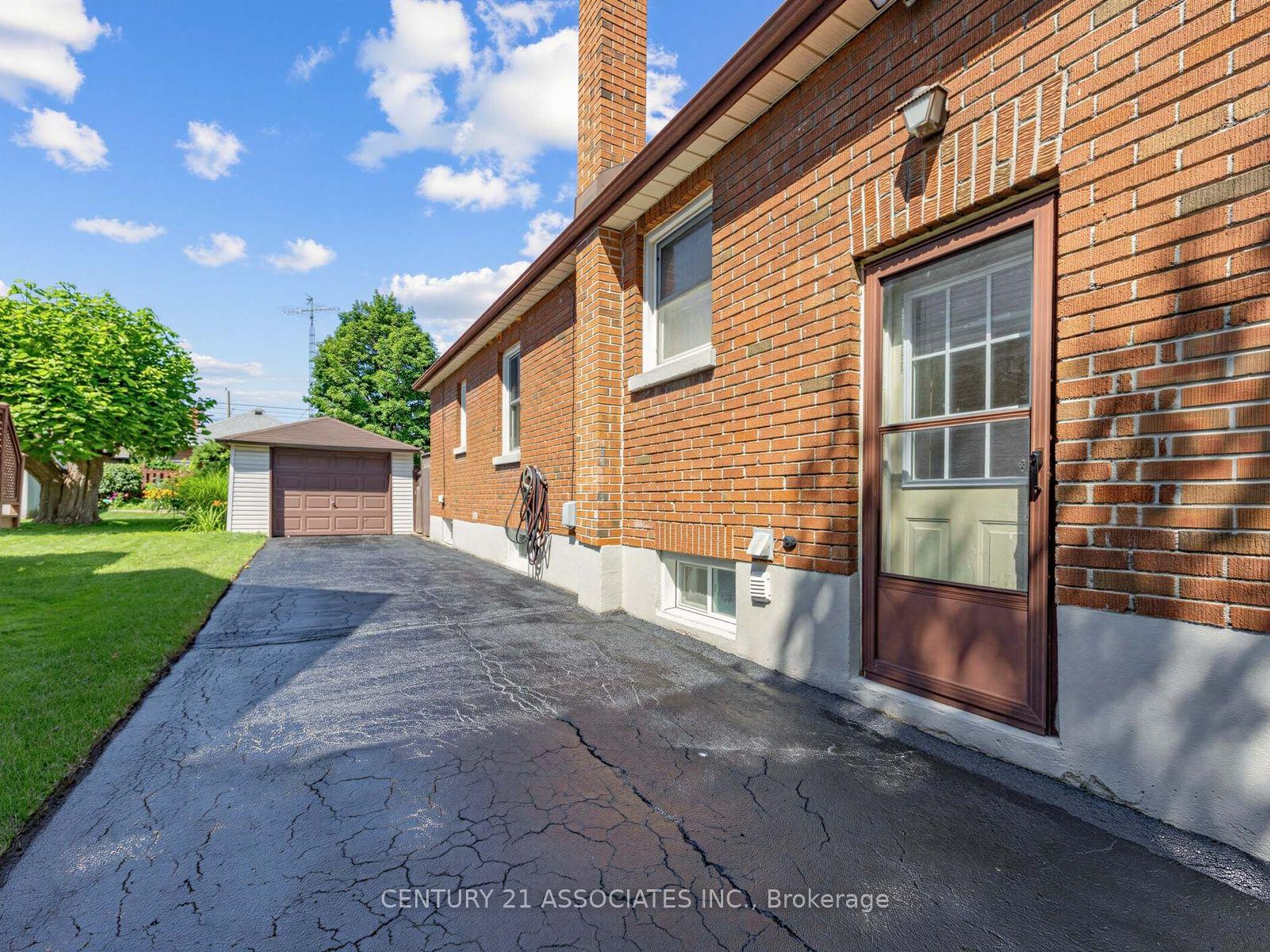 Photo 39 of 58 Central Park Boulevard S, Oshawa, Central — HOMEH