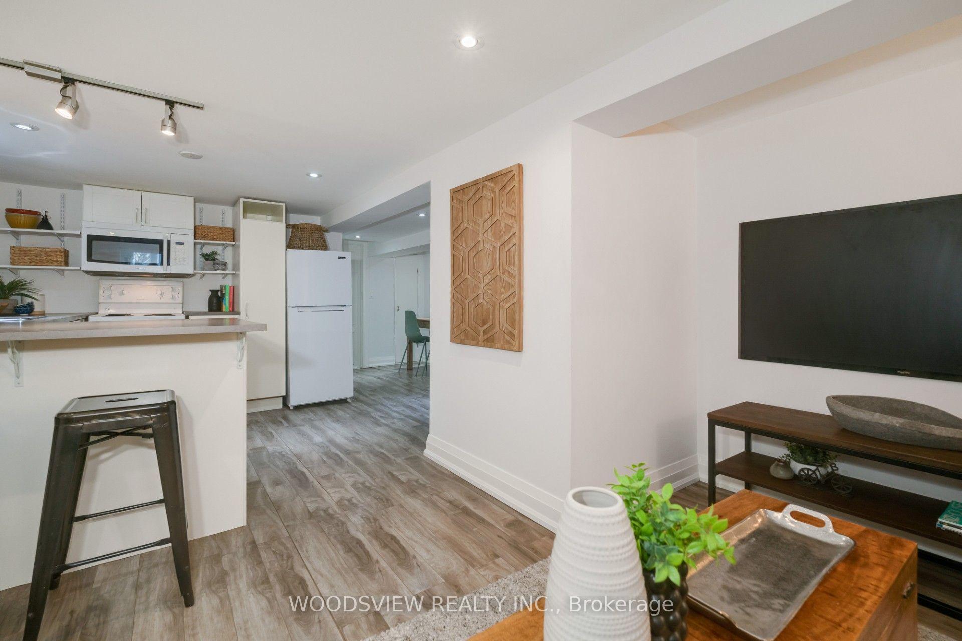 Photo 7 of 237 Rhodes Avenue, Toronto, Greenwood-Coxwell — HOMEH