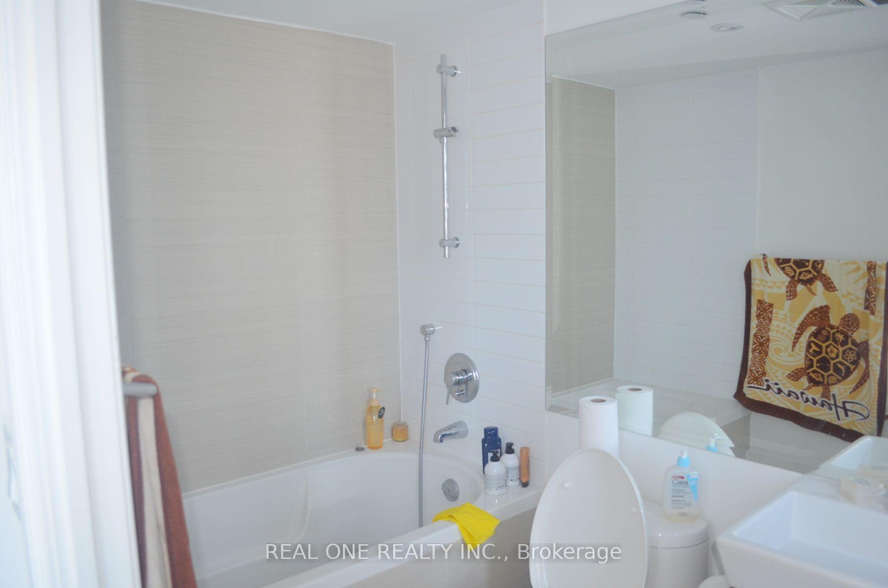 Photo 12 of Unit 2002, 386 Yonge Street, Toronto, Bay Street Corridor — HOMEH