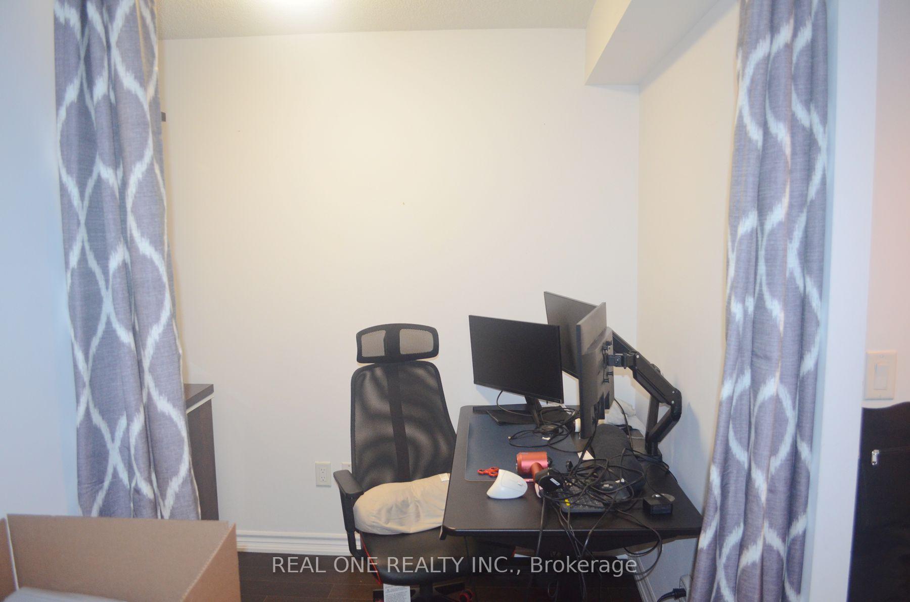 Photo 13 of Unit 2002, 386 Yonge Street, Toronto, Bay Street Corridor — HOMEH