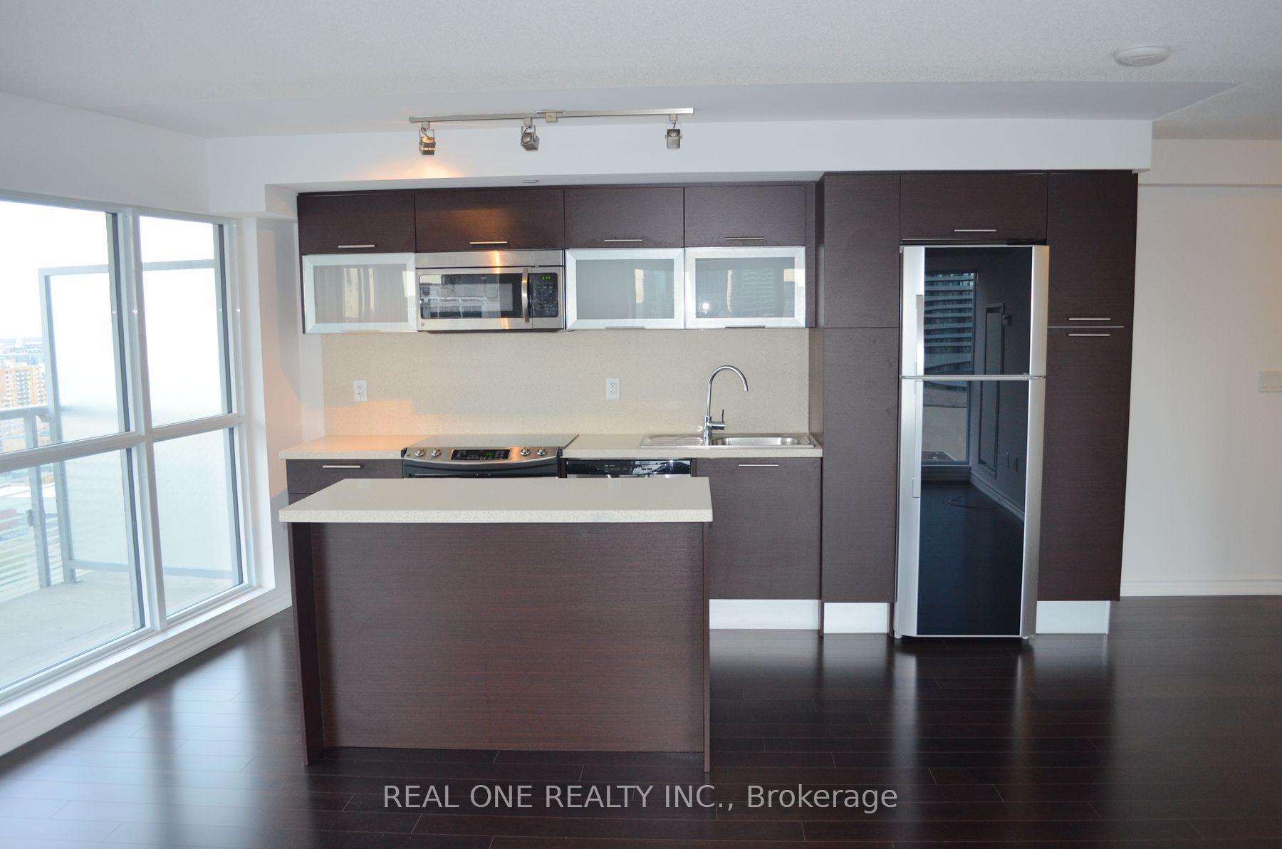 Photo 19 of Unit 2002, 386 Yonge Street, Toronto, Bay Street Corridor — HOMEH