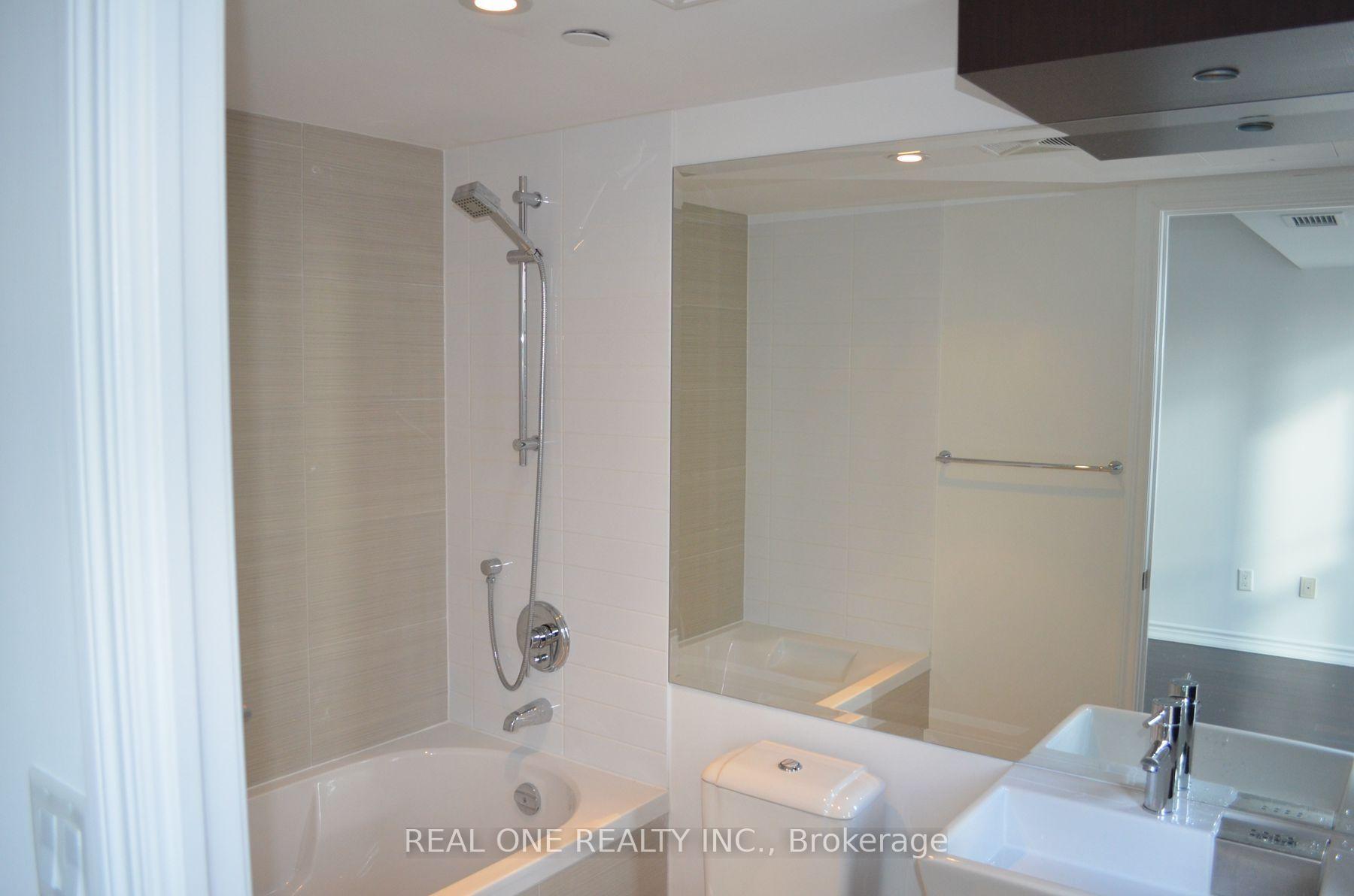 Photo 23 of Unit 2002, 386 Yonge Street, Toronto, Bay Street Corridor — HOMEH