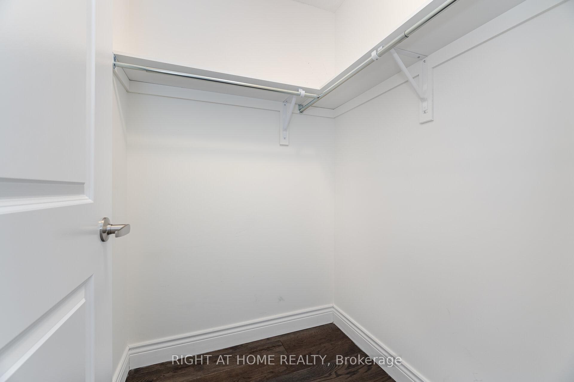 Photo 29 of 48 Porcelain Way, Whitby, Rolling Acres — HOMEH
