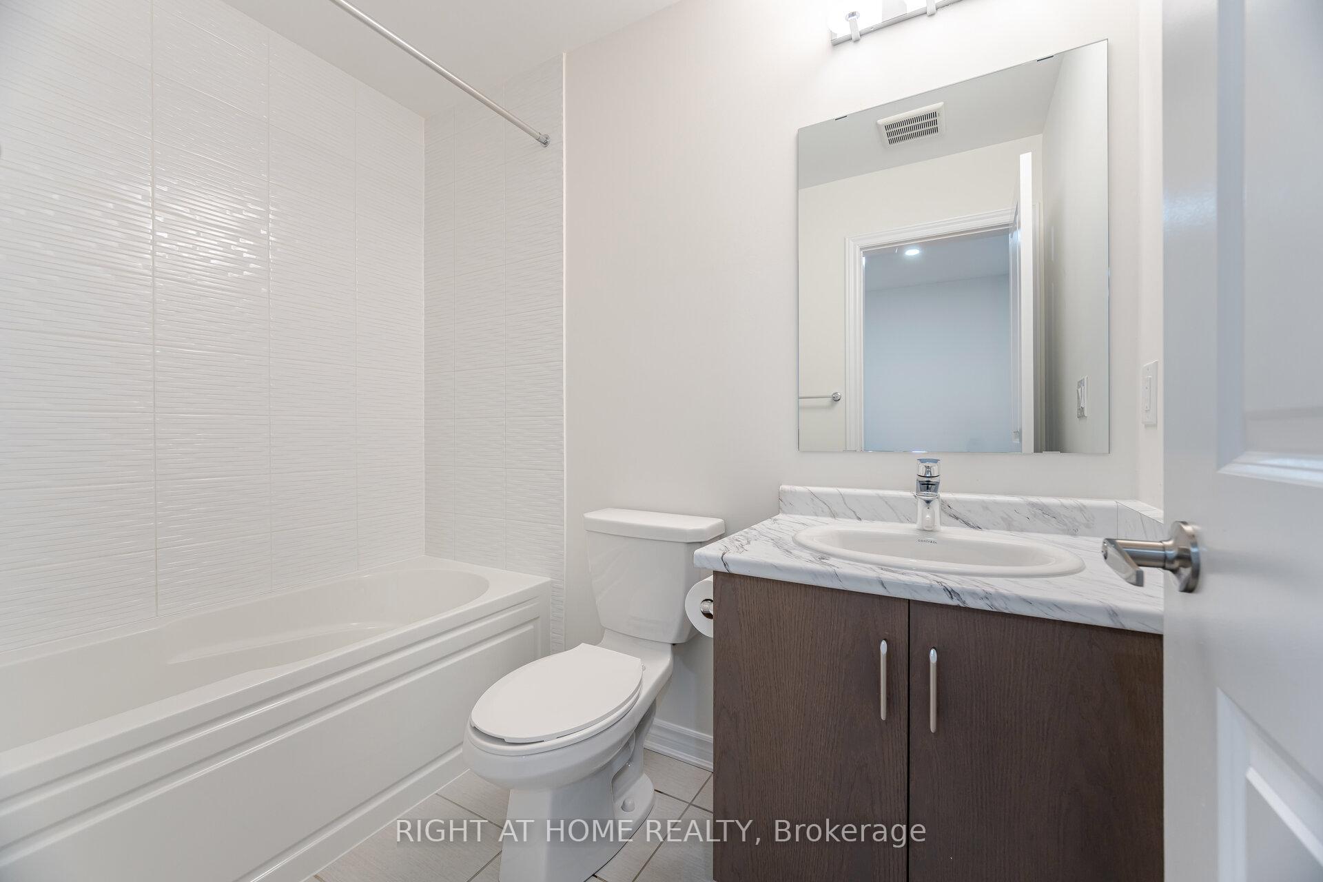 Photo 32 of 48 Porcelain Way, Whitby, Rolling Acres — HOMEH
