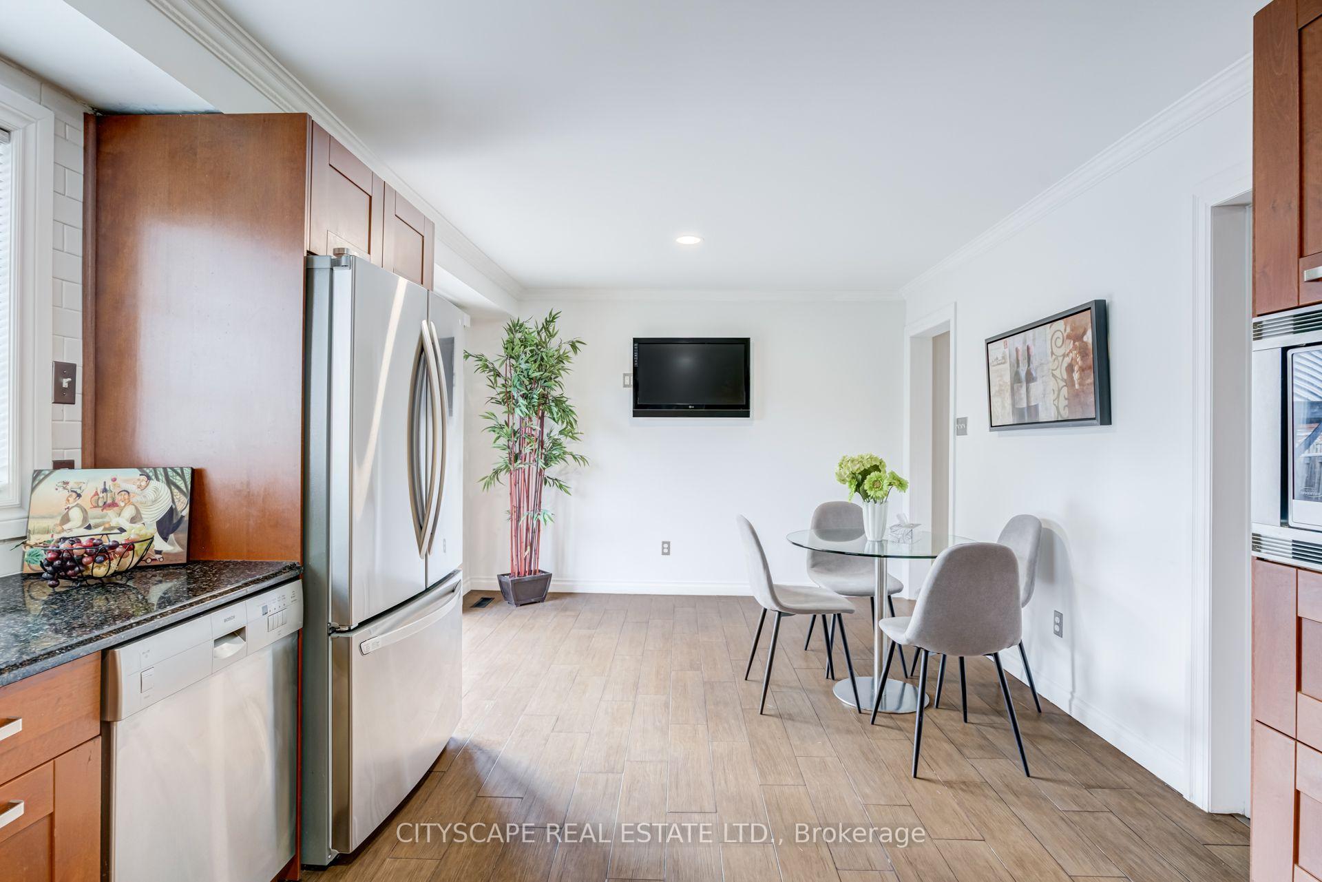 Photo 14 of 34 Highgate Drive, Markham, Milliken Mills West — HOMEH