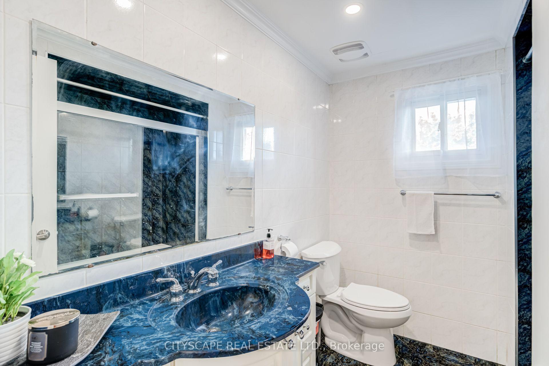 Photo 31 of 34 Highgate Drive, Markham, Milliken Mills West — HOMEH
