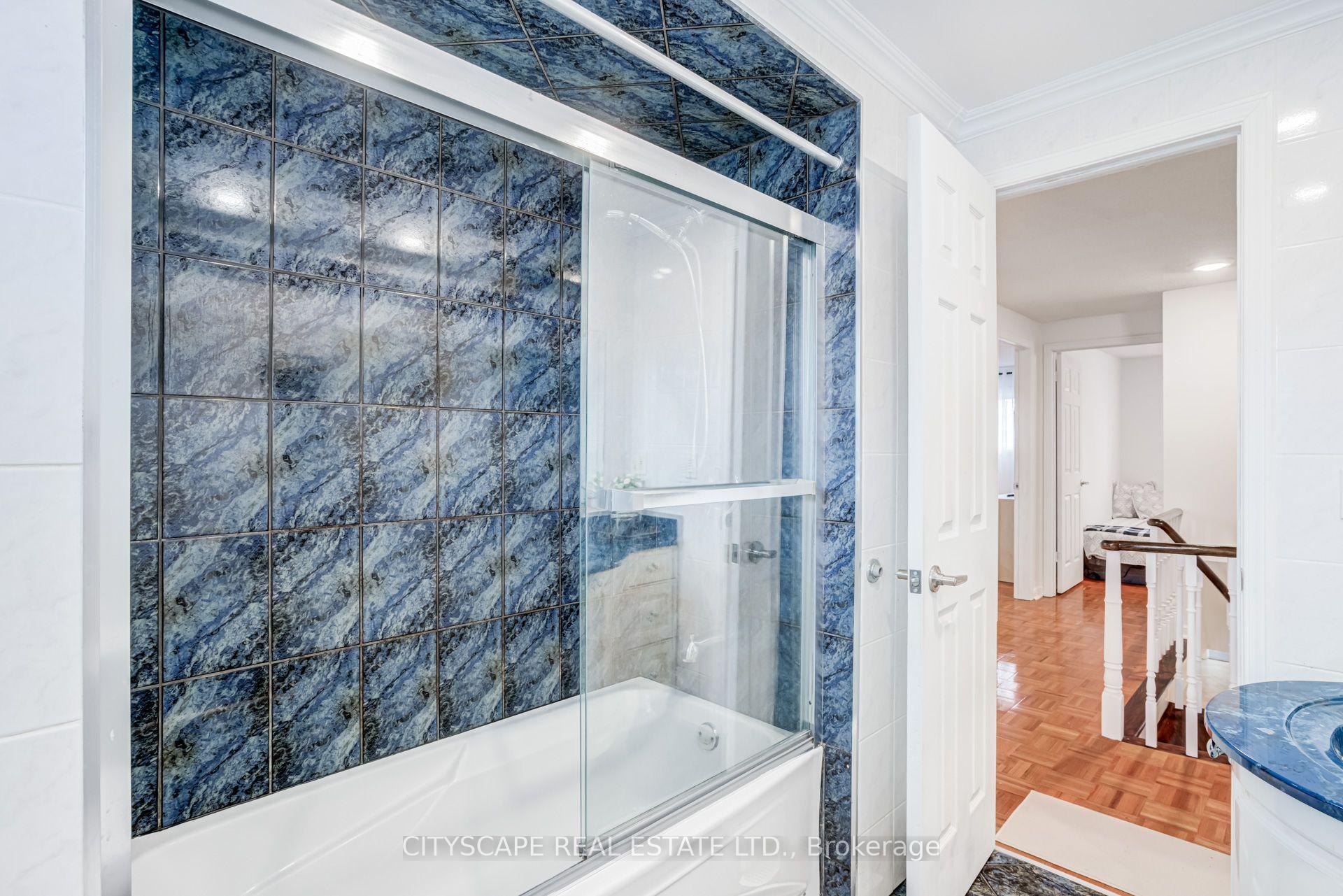 Photo 32 of 34 Highgate Drive, Markham, Milliken Mills West — HOMEH