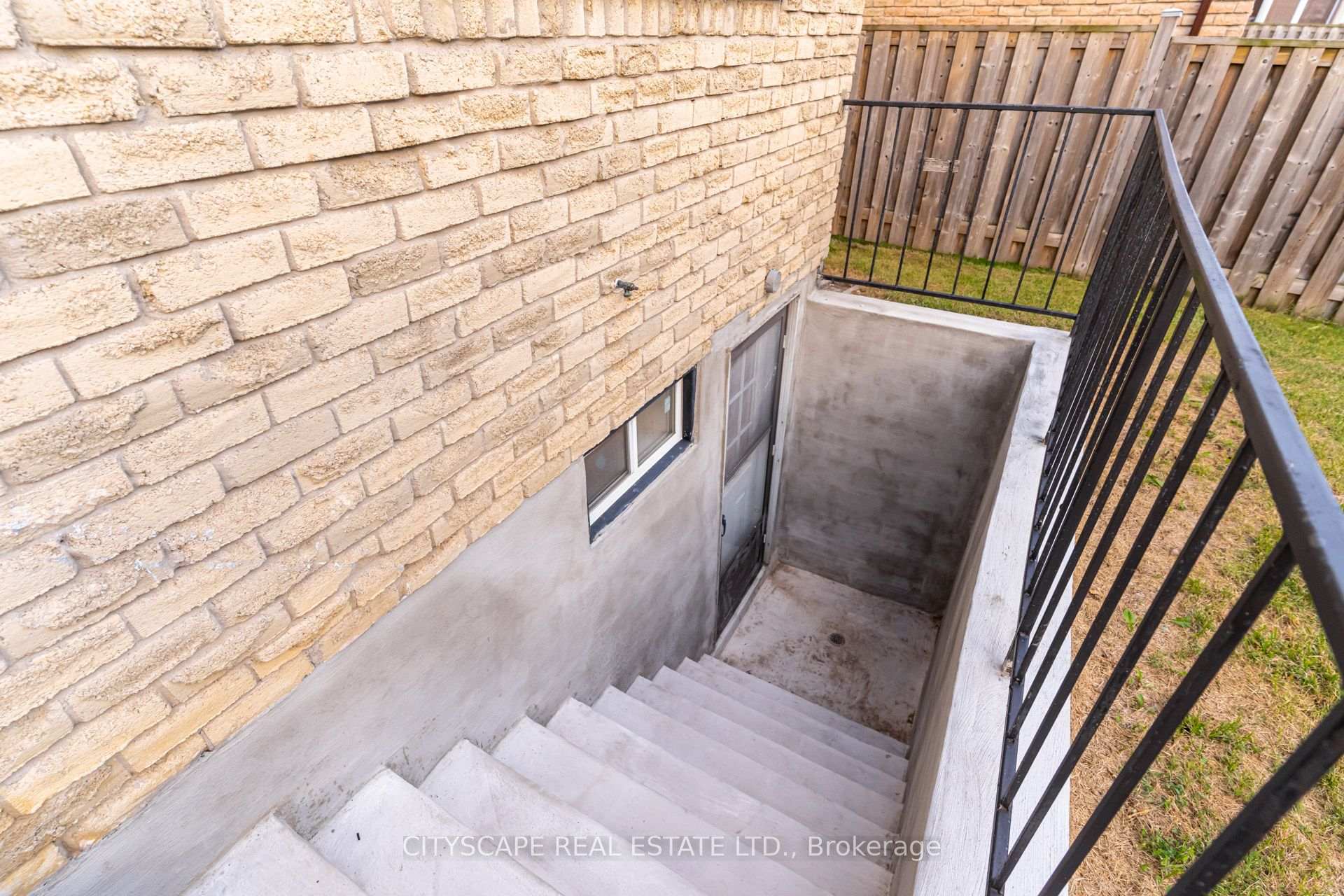 Photo 47 of 34 Highgate Drive, Markham, Milliken Mills West — HOMEH