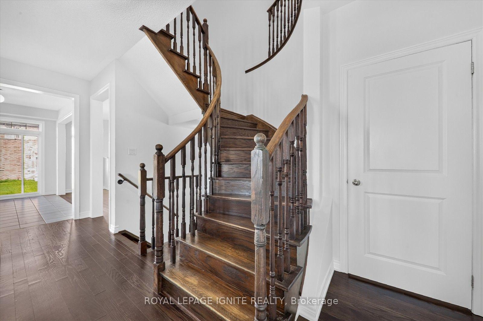 Photo 8 of 188 Douglas Kemp Crescent, Clarington, Bowmanville — HOMEH