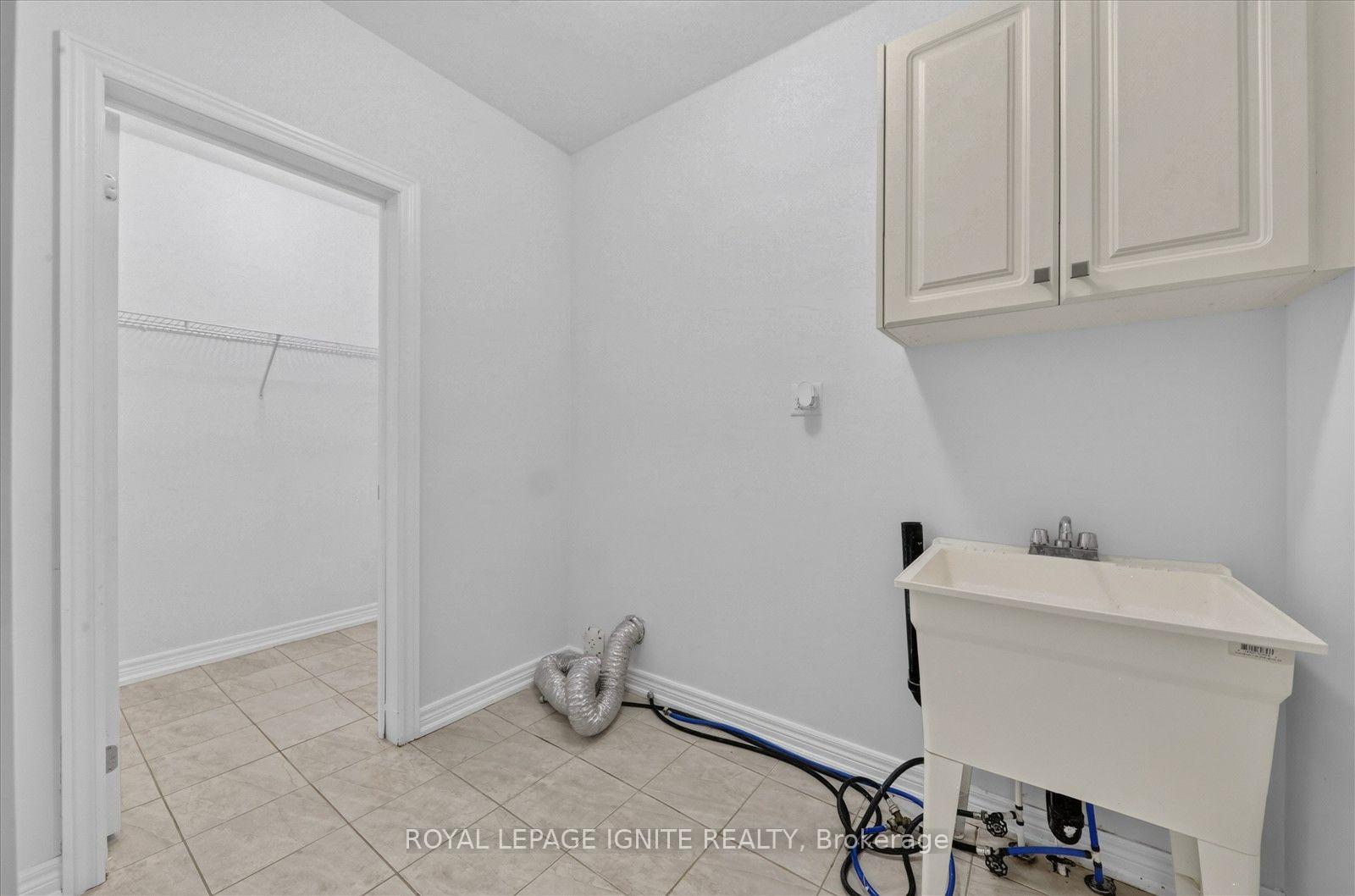 Photo 16 of 188 Douglas Kemp Crescent, Clarington, Bowmanville — HOMEH
