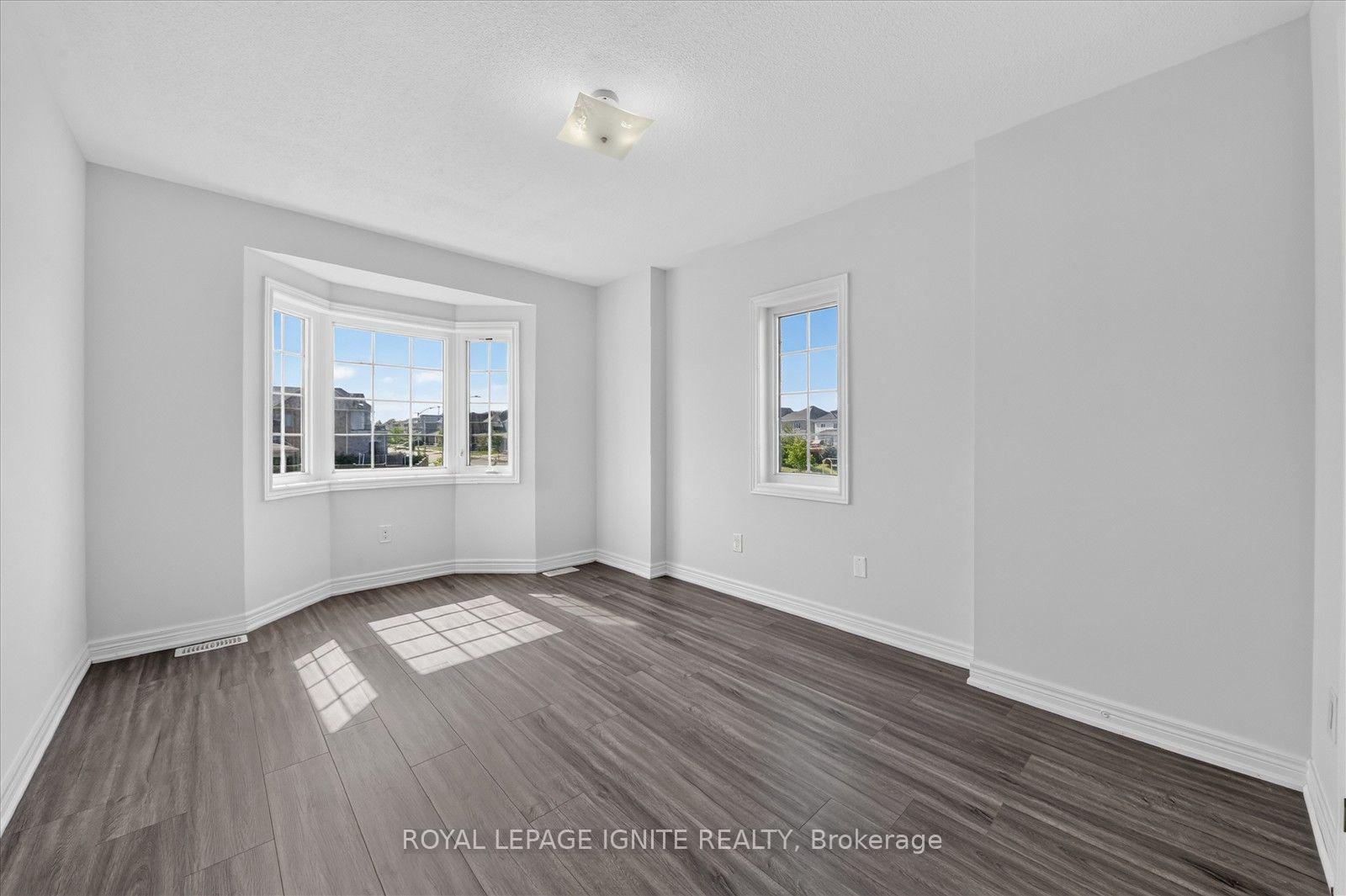 Photo 27 of 188 Douglas Kemp Crescent, Clarington, Bowmanville — HOMEH