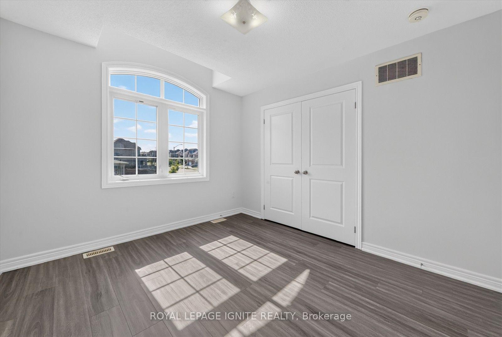 Photo 30 of 188 Douglas Kemp Crescent, Clarington, Bowmanville — HOMEH