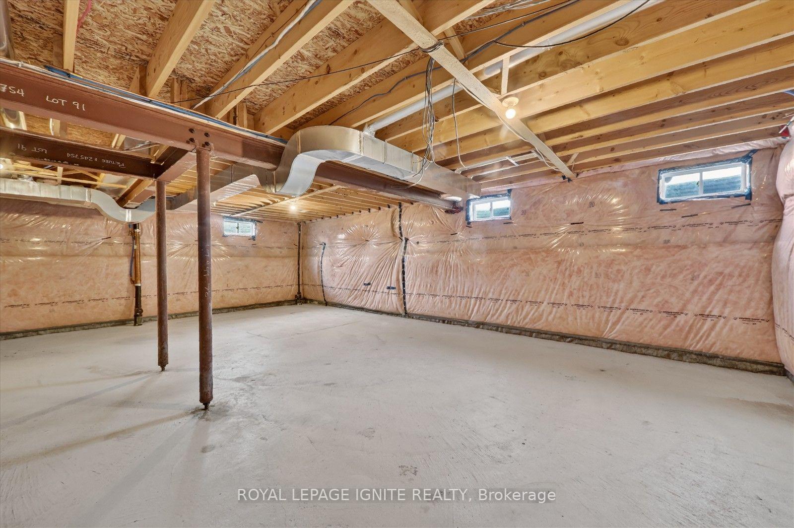 Photo 32 of 188 Douglas Kemp Crescent, Clarington, Bowmanville — HOMEH
