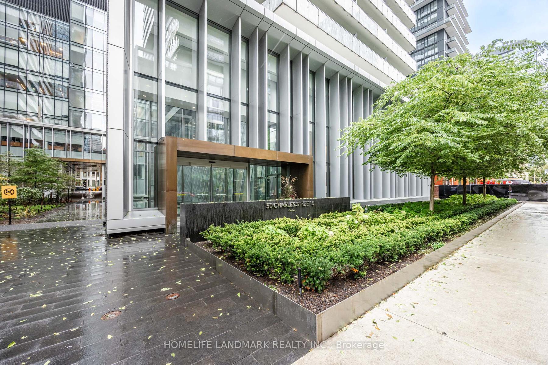 Photo of Unit 2305, 50 Charles Street E