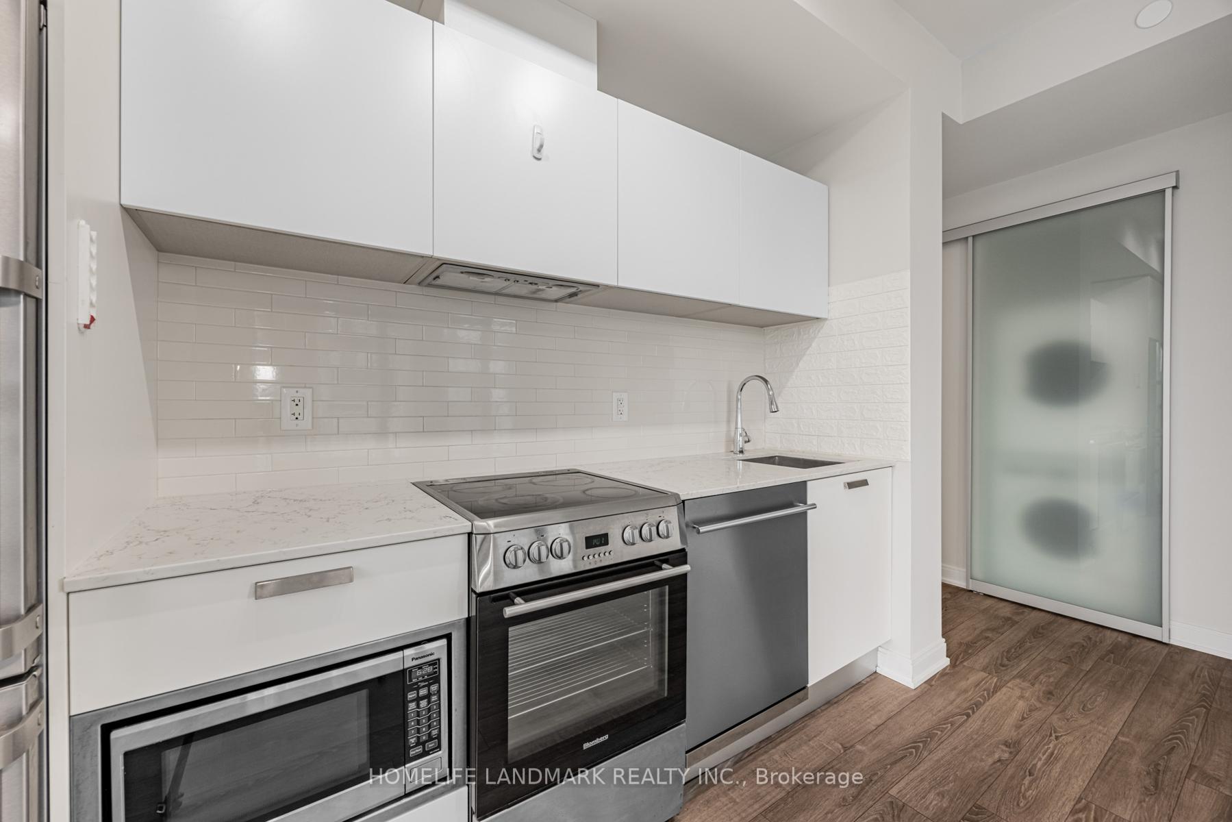 Photo 7 of Unit 2305, 50 Charles Street E, Toronto, Church-Yonge Corridor — HOMEH