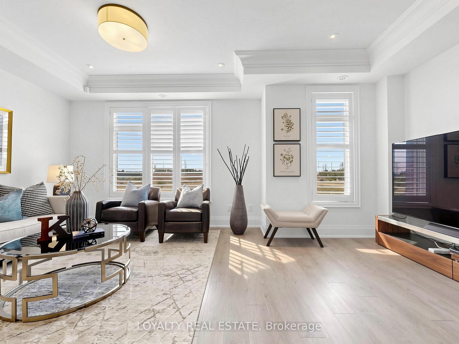 Photo 11 of 52 South Park Road, Markham, Commerce Valley — HOMEH