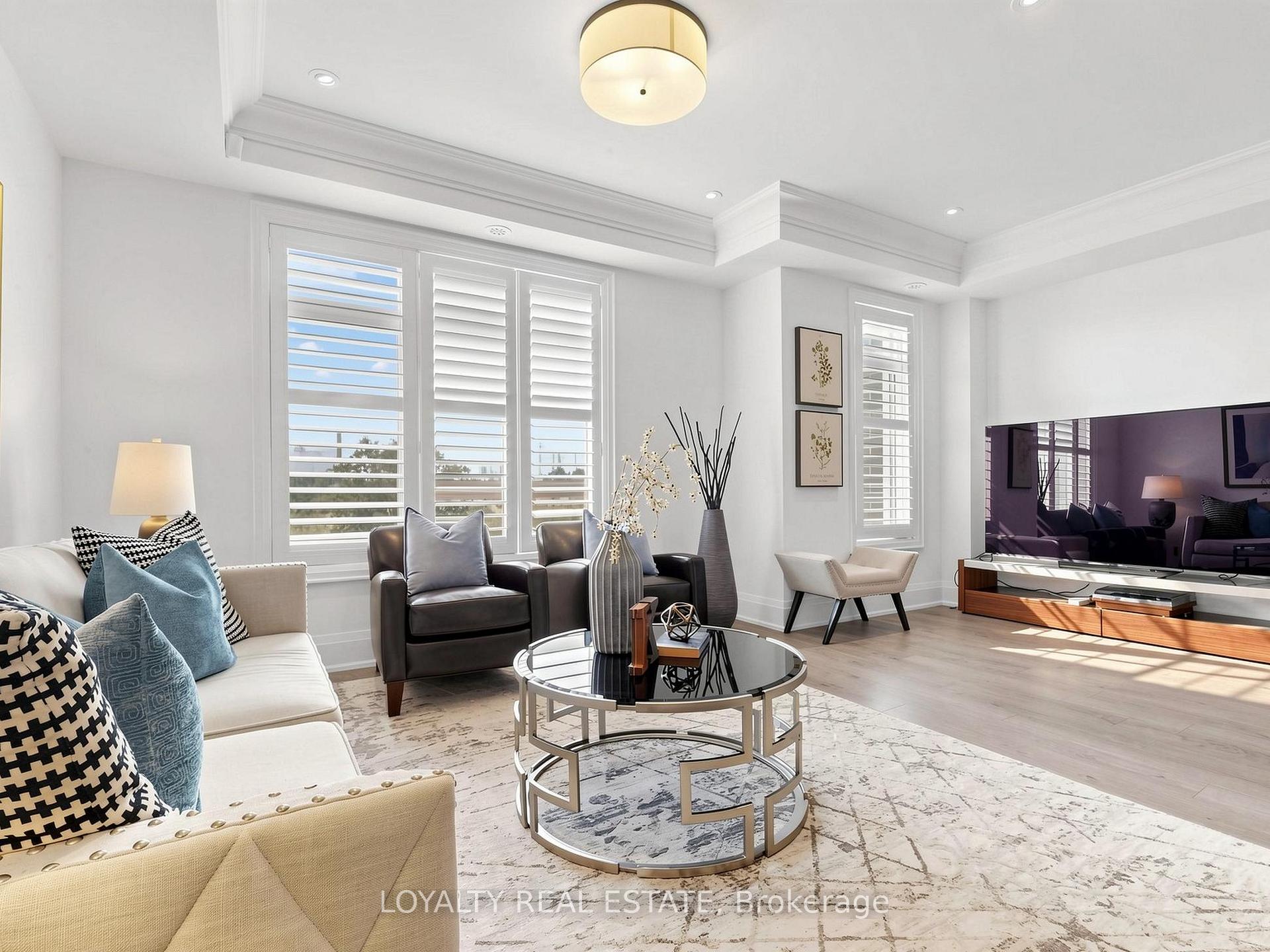 Photo 15 of 52 South Park Road, Markham, Commerce Valley — HOMEH