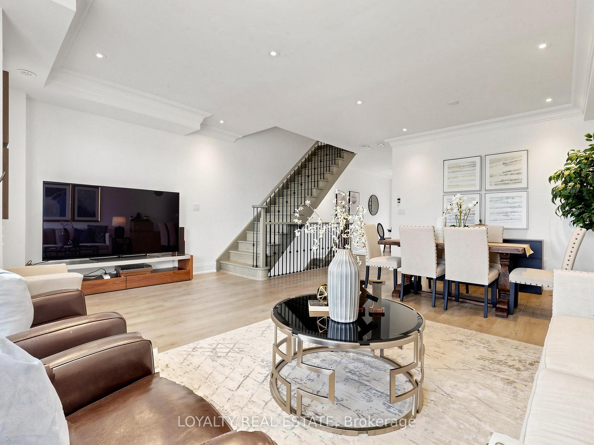 Photo 17 of 52 South Park Road, Markham, Commerce Valley — HOMEH