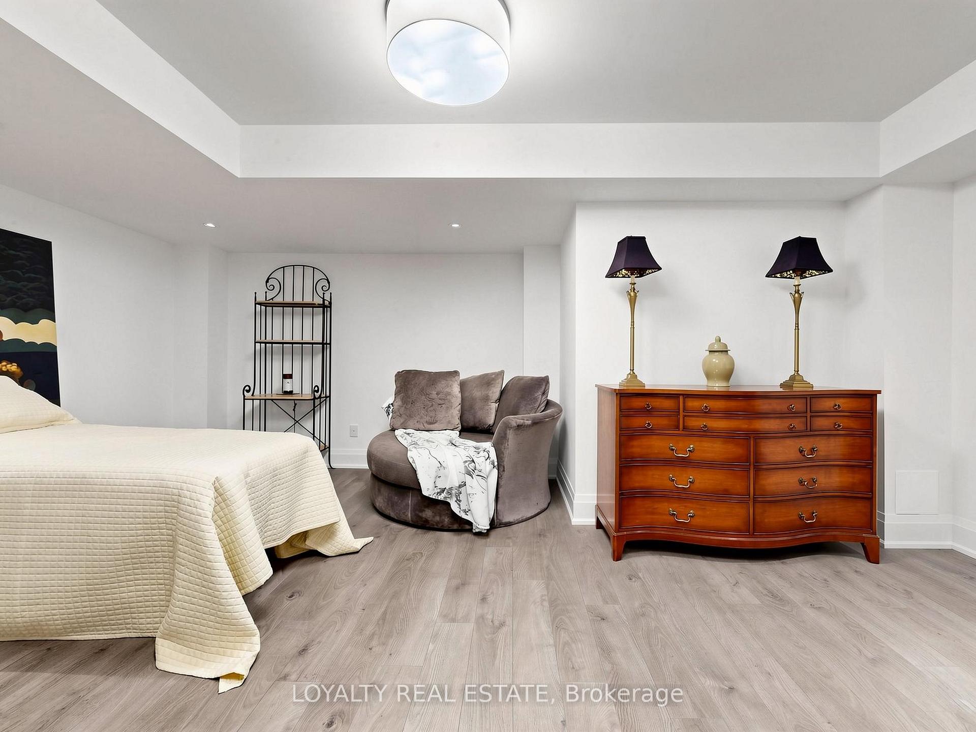 Photo 39 of 52 South Park Road, Markham, Commerce Valley — HOMEH