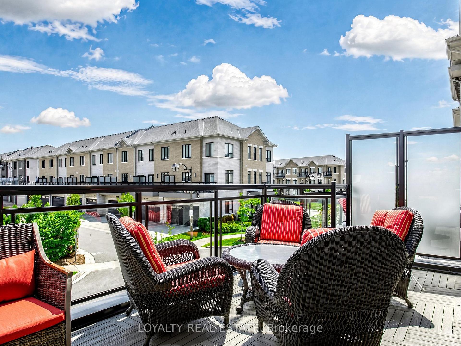 Photo 42 of 52 South Park Road, Markham, Commerce Valley — HOMEH
