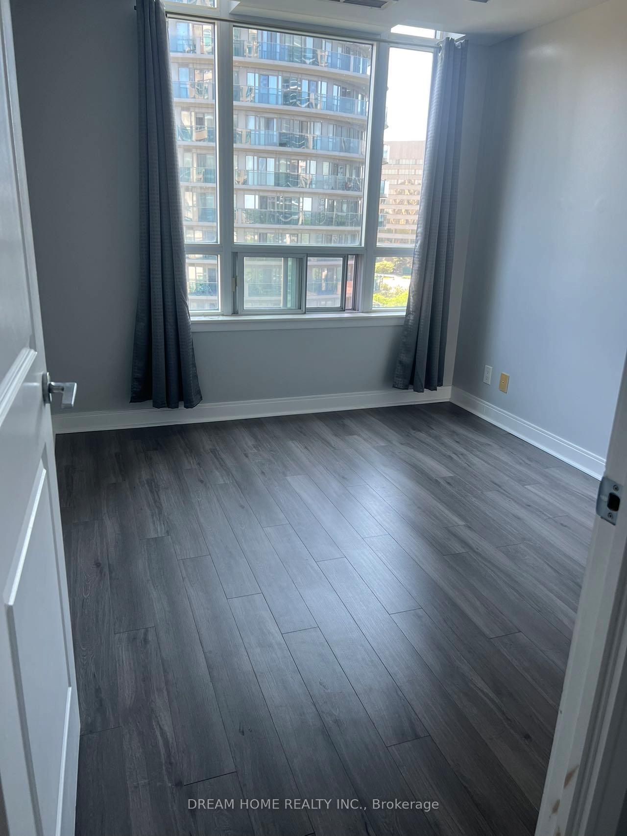 Photo 6 of Unit 1008, 70 Absolute Avenue, Mississauga, City Centre — HOMEH