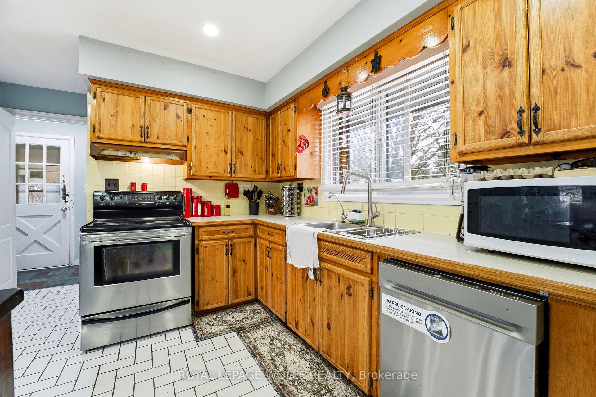 Photo 10 of 29 Branchton Road, Cambridge, Little's Corners — HOMEH