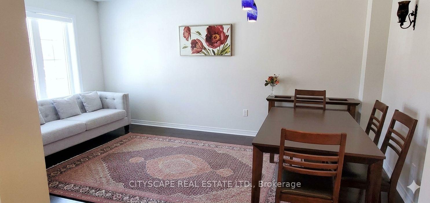 Photo 3 of 369 Kwapis Boulevard, Newmarket, Woodland Hill — HOMEH