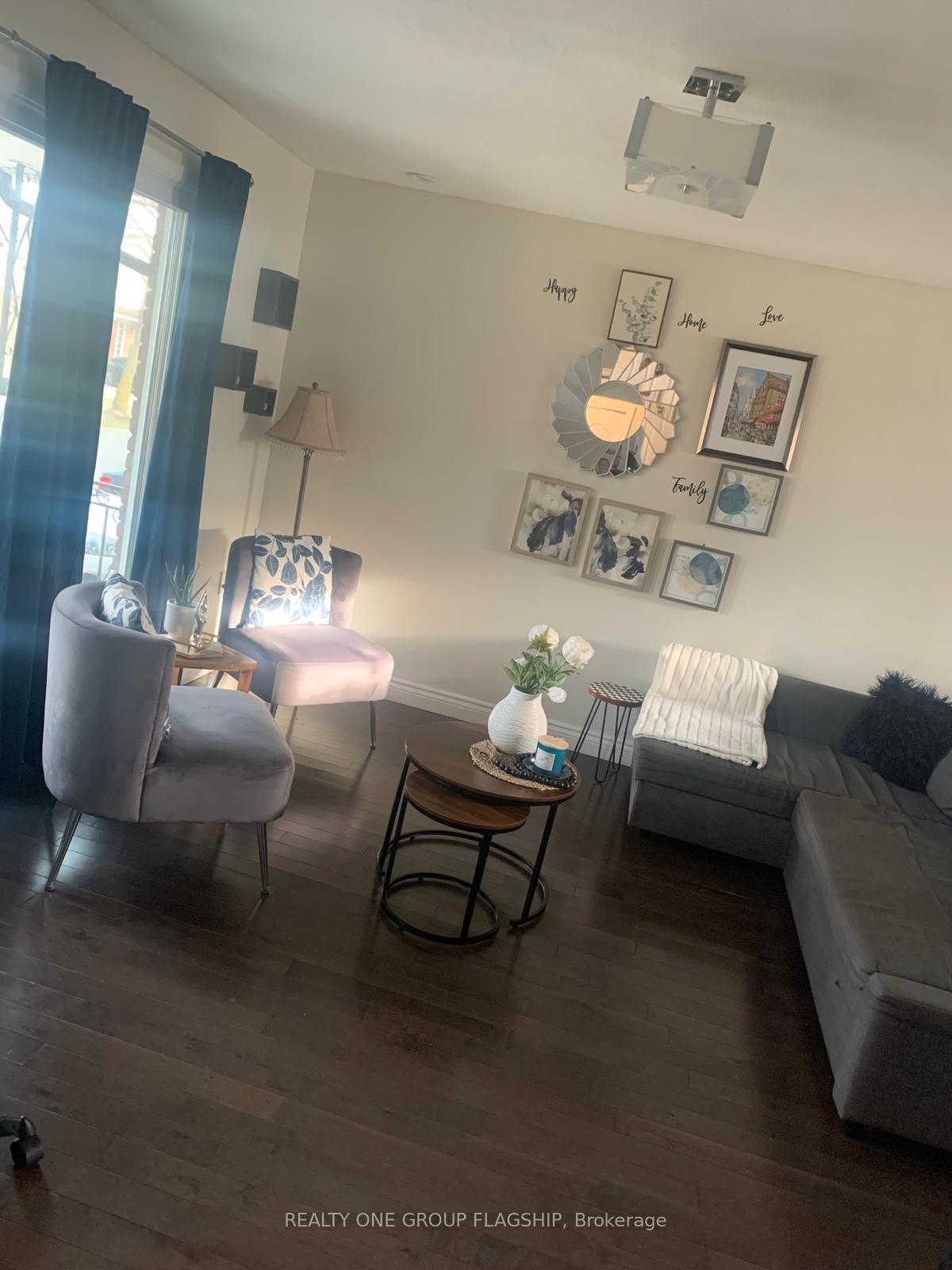 Photo 3 of Unit Upper, 7 Greening Avenue, Hamilton, Stoney Creek — HOMEH