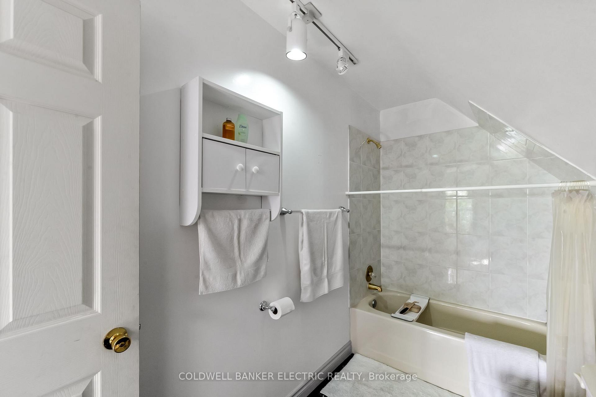 Photo 35 of 1481 Beaver Road, Georgina Islands, Georgina Island — HOMEH