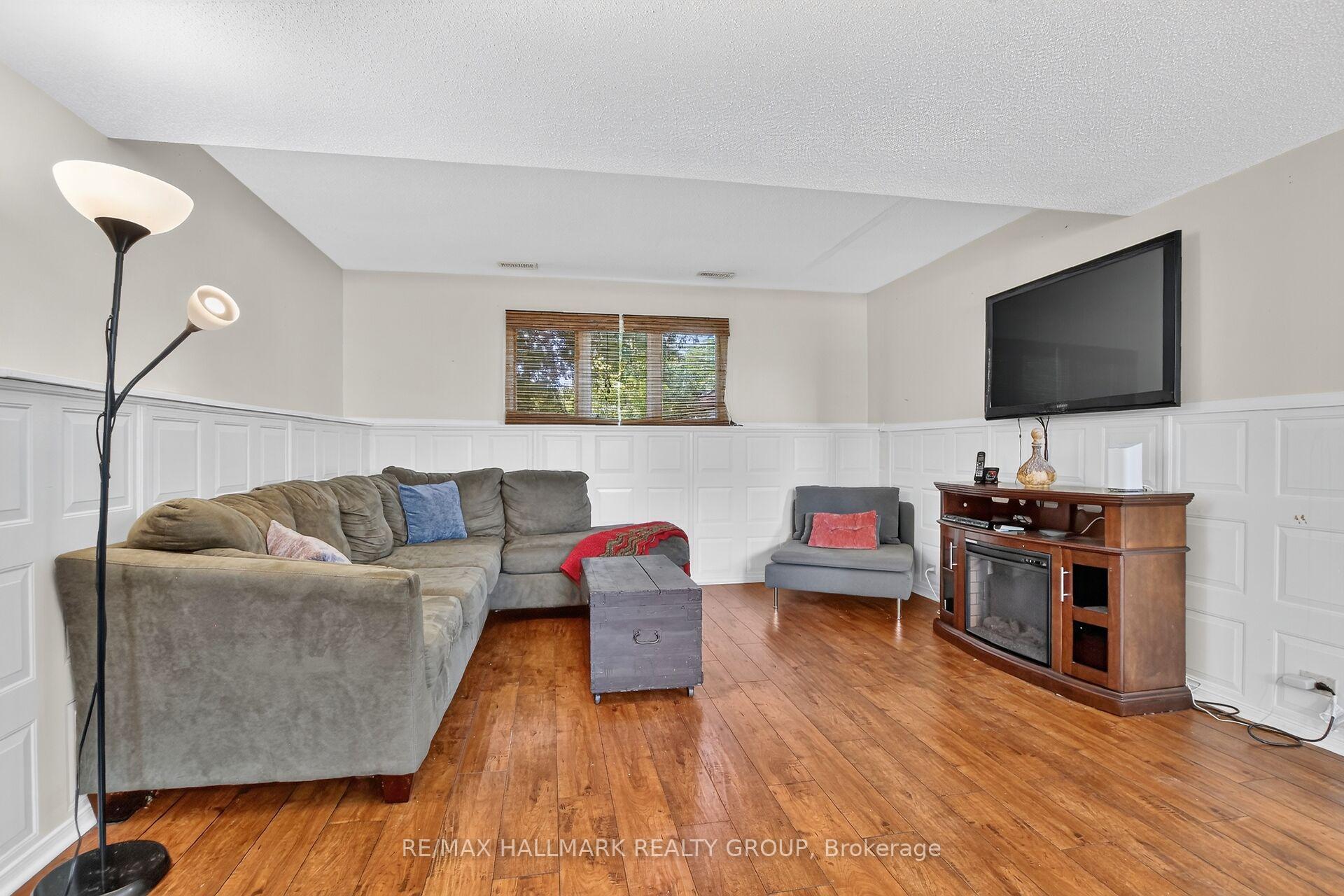 Photo 21 of 3606 Mcbean Street, Ottawa, Richmond — HOMEH