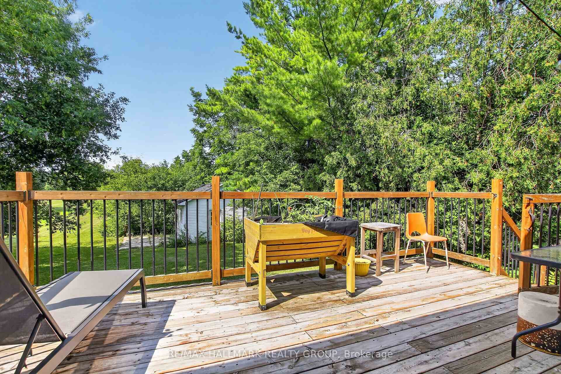 Photo 32 of 3606 Mcbean Street, Ottawa, Richmond — HOMEH