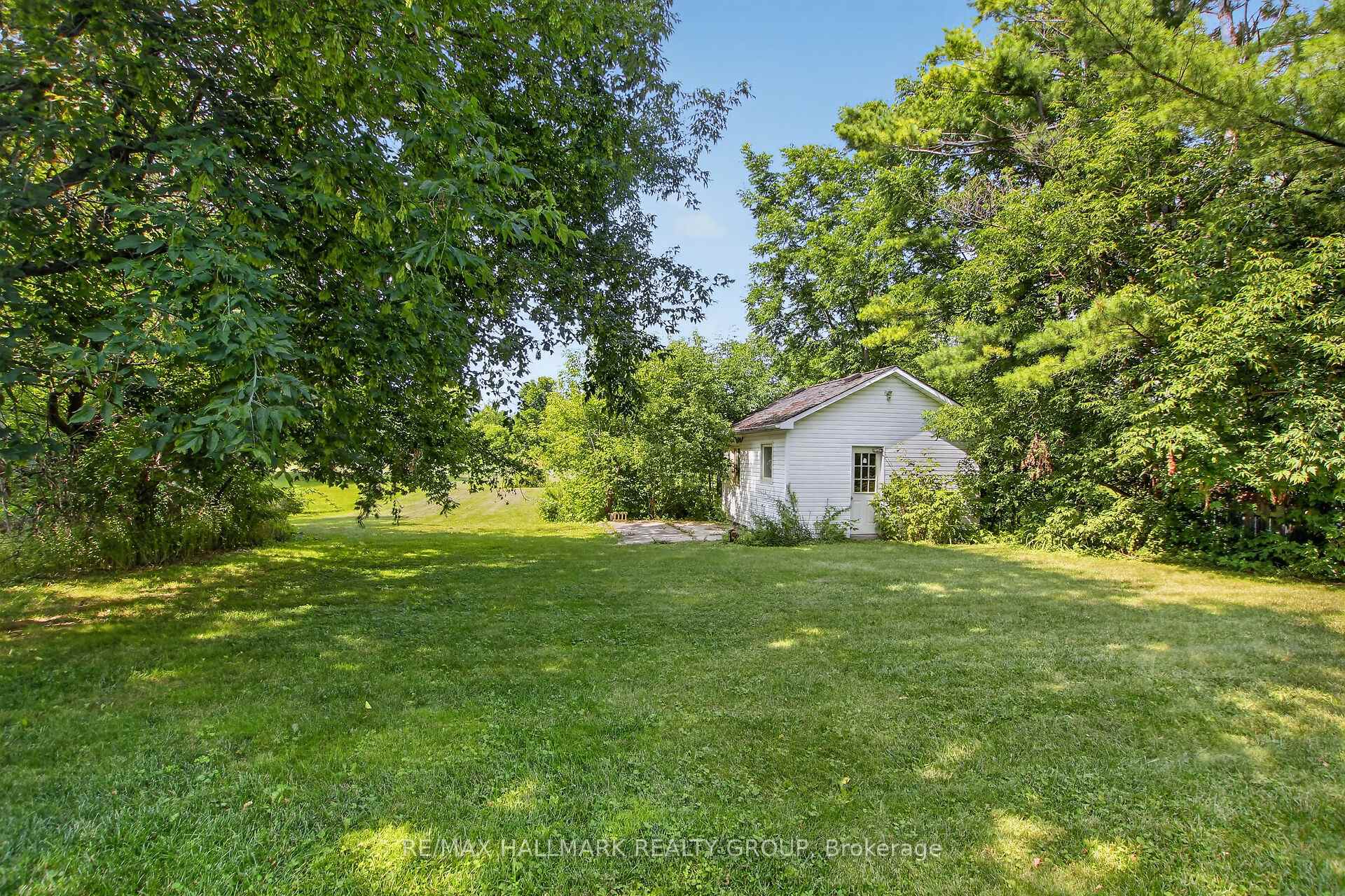 Photo 35 of 3606 Mcbean Street, Ottawa, Richmond — HOMEH