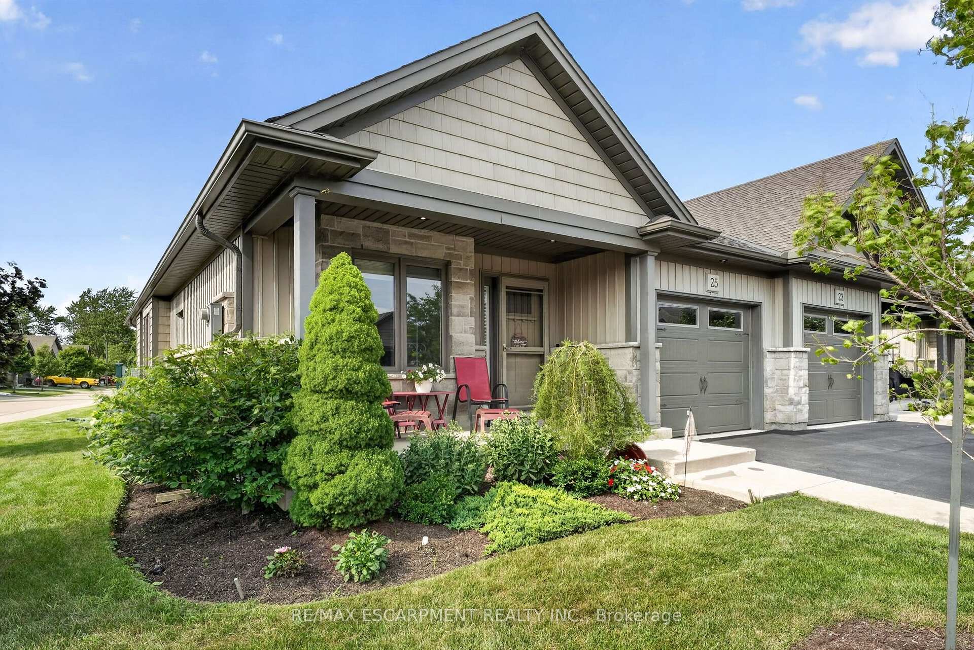 Photo 1 of 25 Richard Crescent, West Lincoln, Smithville — HOMEH