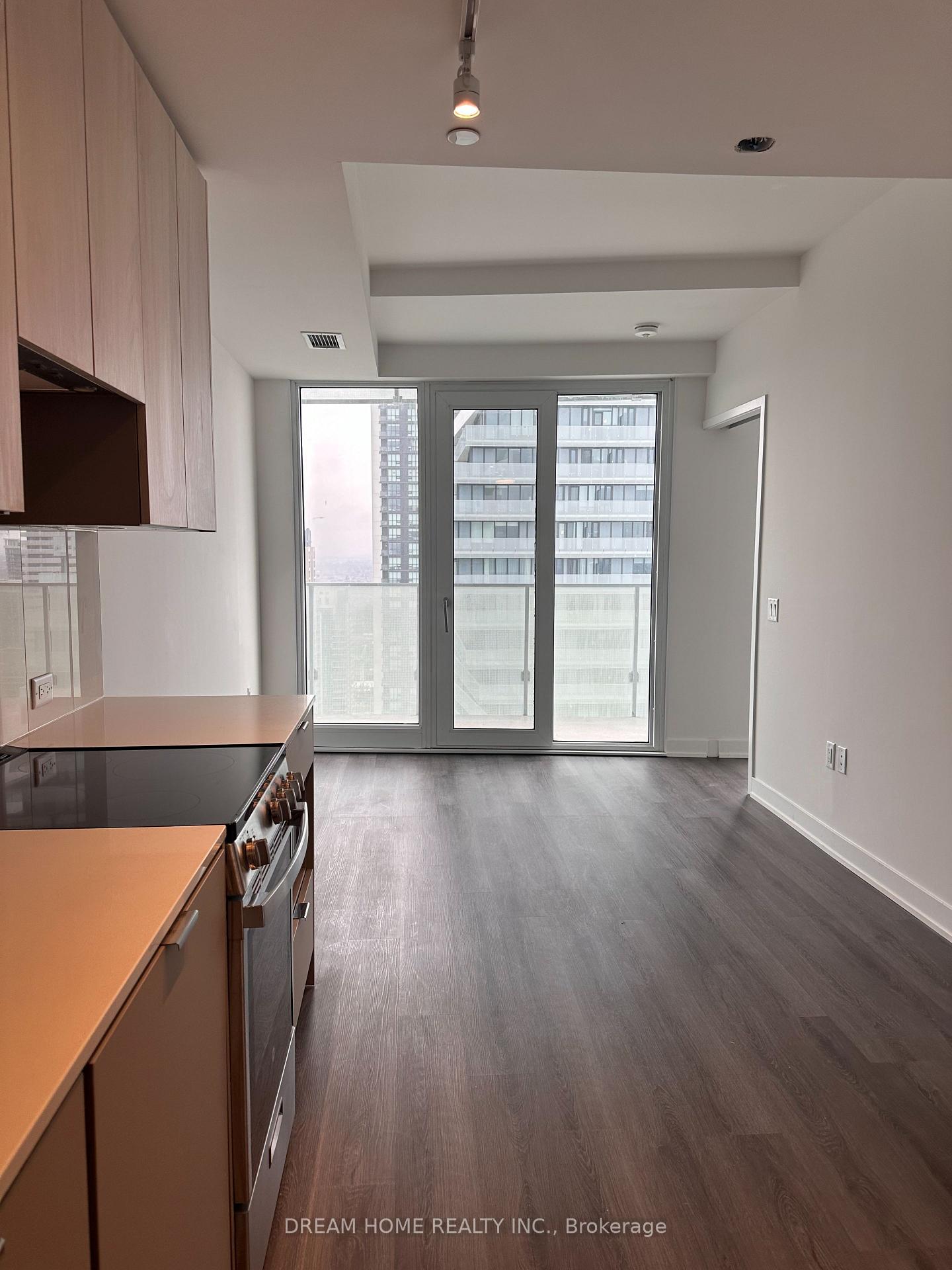 Photo 9 of Unit 3302, 3883 Quartz Road, Mississauga, City Centre — HOMEH