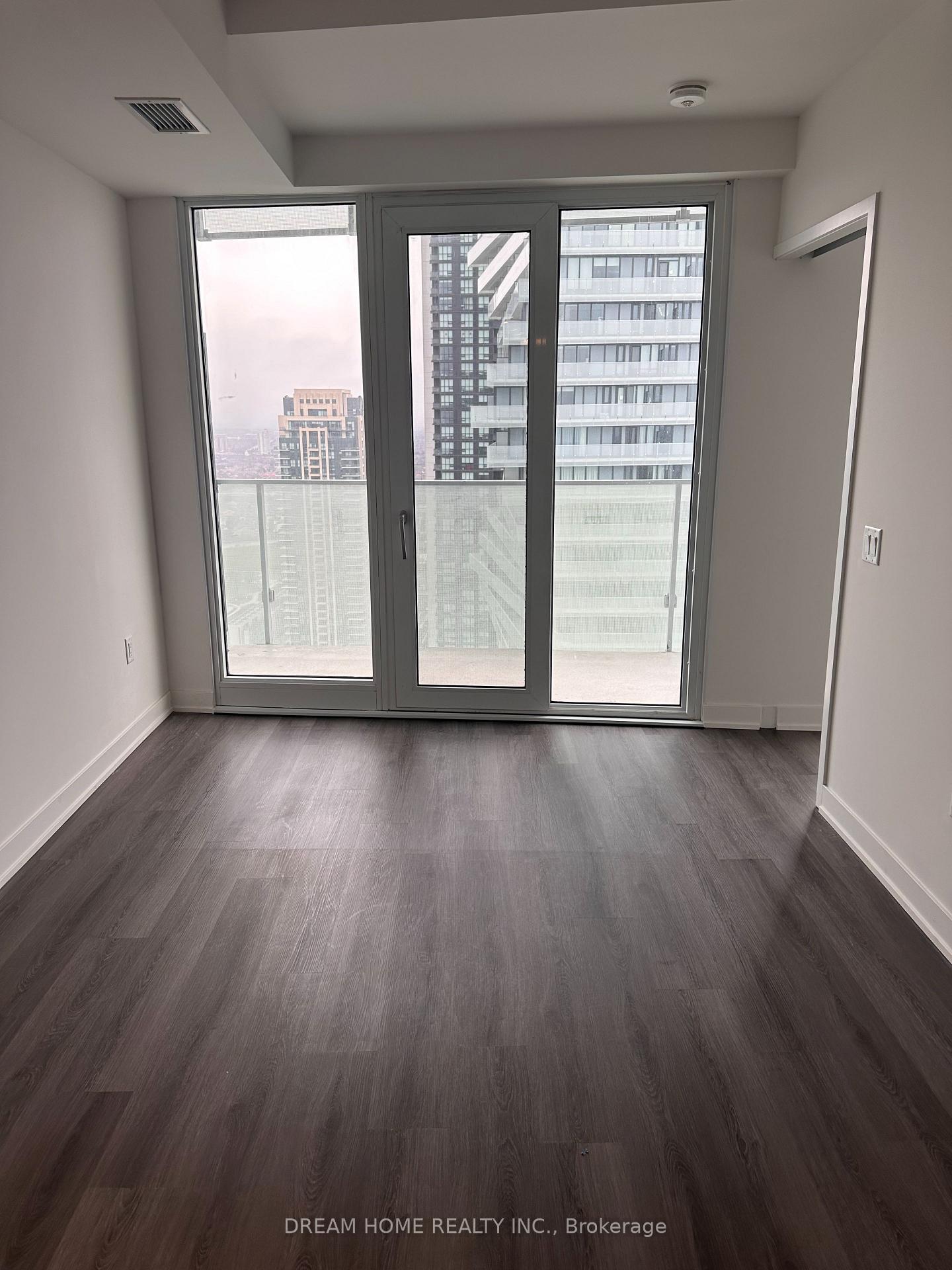 Photo 11 of Unit 3302, 3883 Quartz Road, Mississauga, City Centre — HOMEH