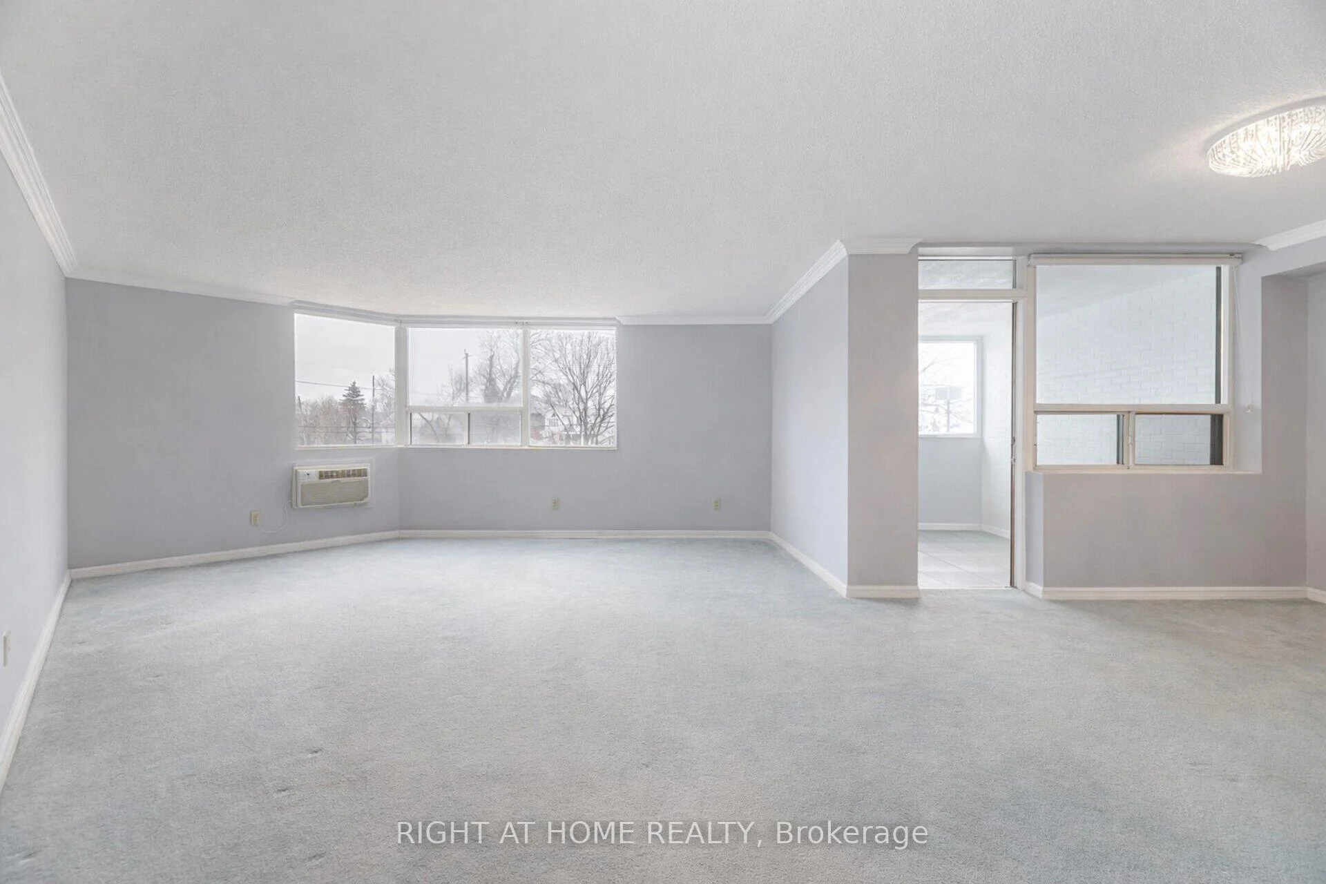 Photo 6 of Unit 201, 166 Mountain Park Avenue, Hamilton, Eastmount — HOMEH