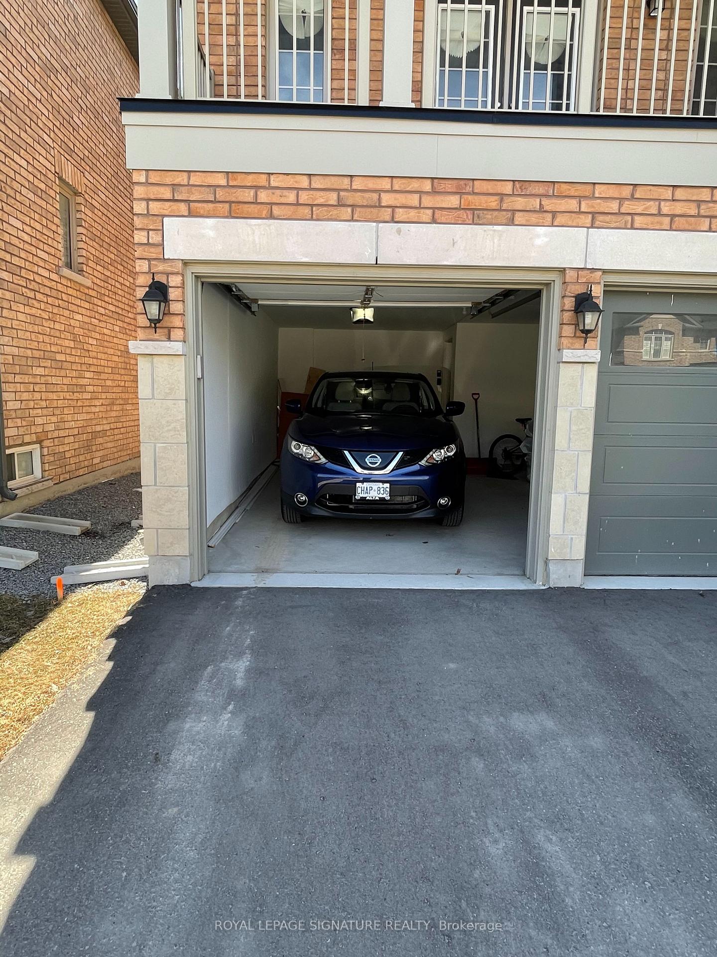 Photo 2 of 77 Ben Sinclair Avenue, East Gwillimbury, Queensville — HOMEH