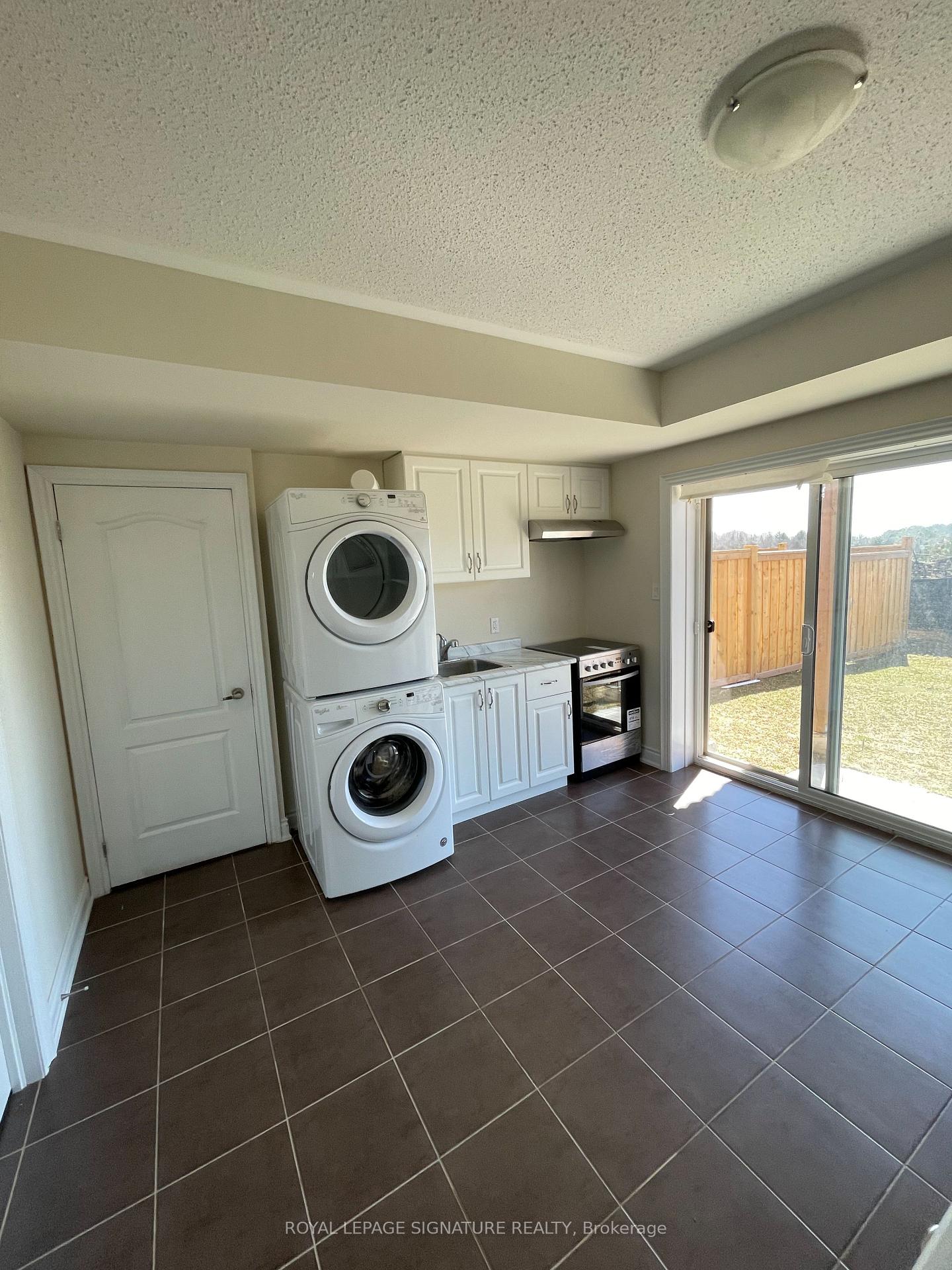 Photo 7 of 77 Ben Sinclair Avenue, East Gwillimbury, Queensville — HOMEH