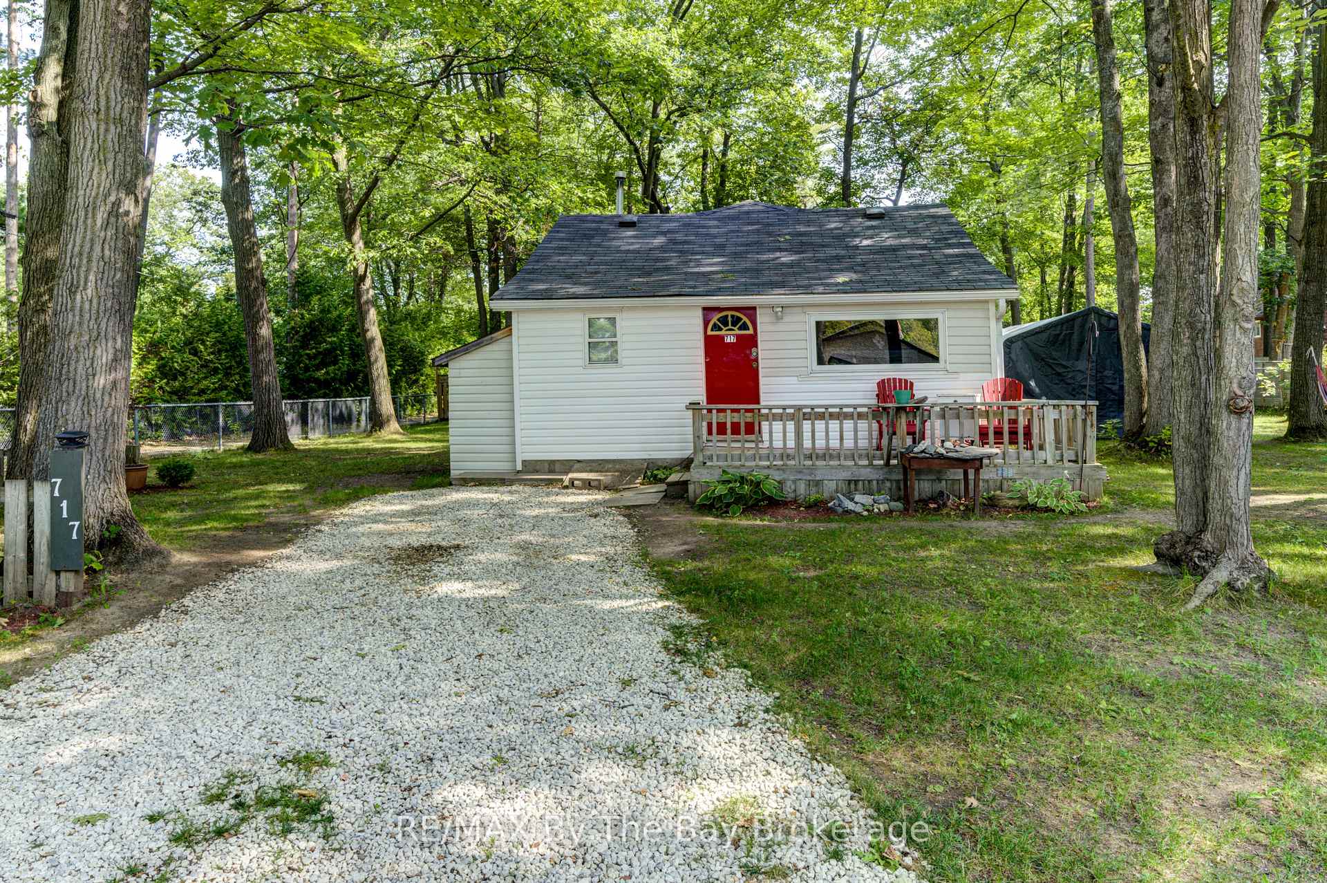 Photo of 717 Oxbow Park Drive