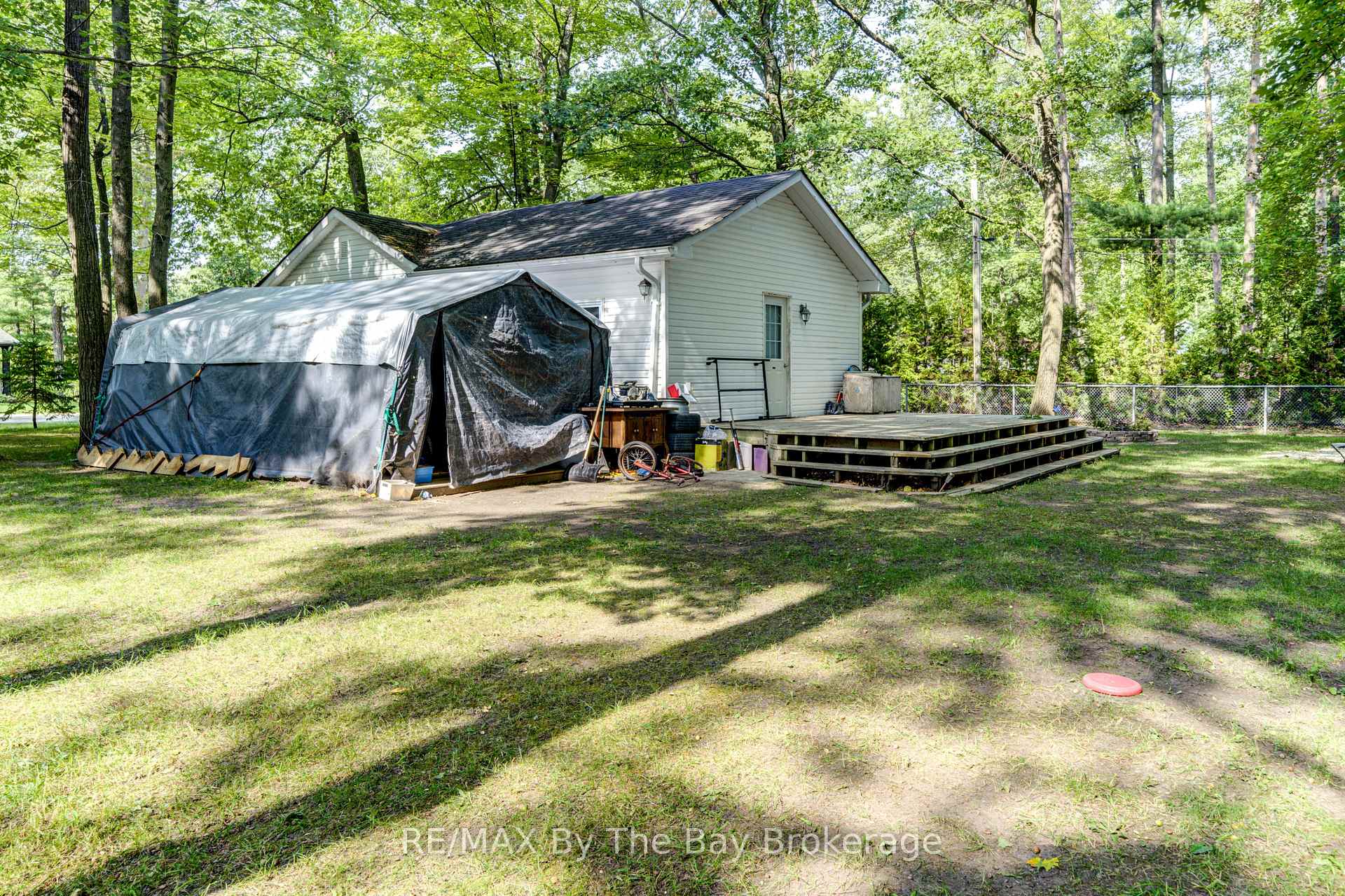Photo 17 of 717 Oxbow Park Drive, Wasaga Beach — HOMEH