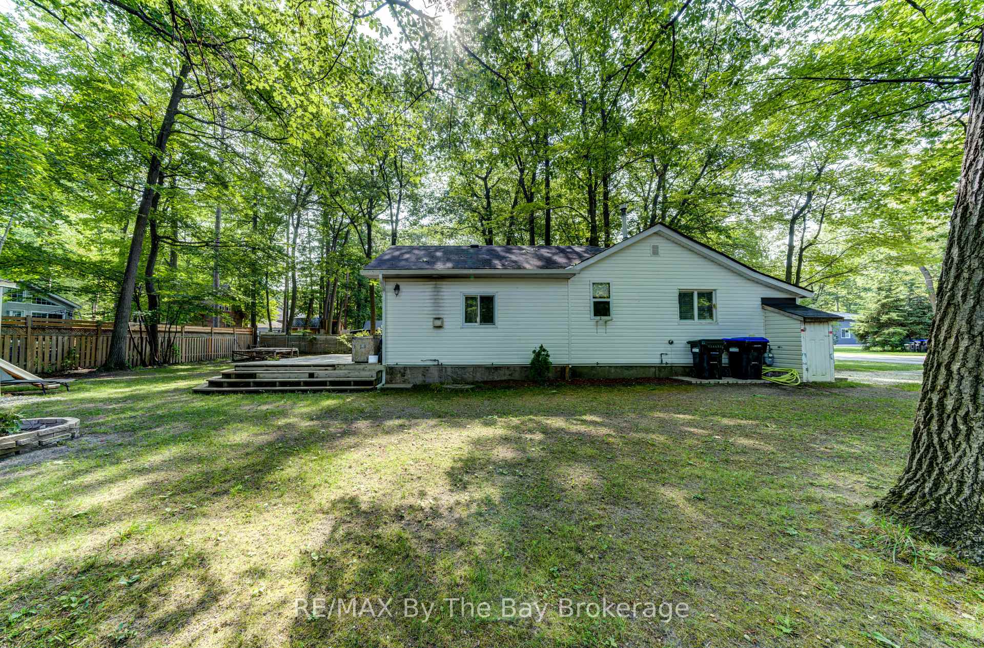 Photo 23 of 717 Oxbow Park Drive, Wasaga Beach — HOMEH