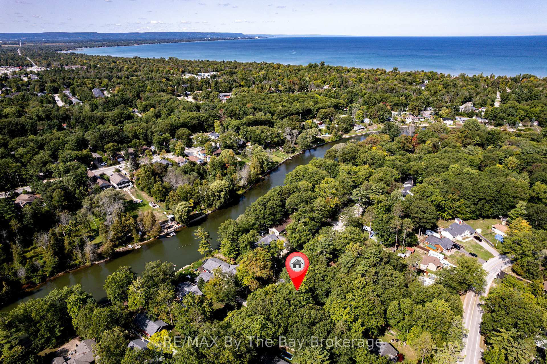 Photo 34 of 717 Oxbow Park Drive, Wasaga Beach — HOMEH