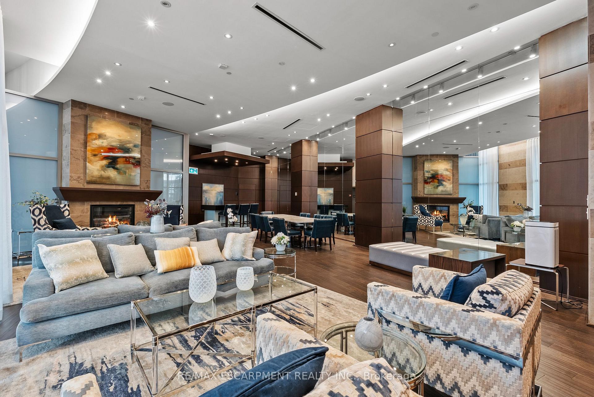 Photo 4 of Unit 603, 2181 Yonge Street, Toronto, Mount Pleasant West — HOMEH