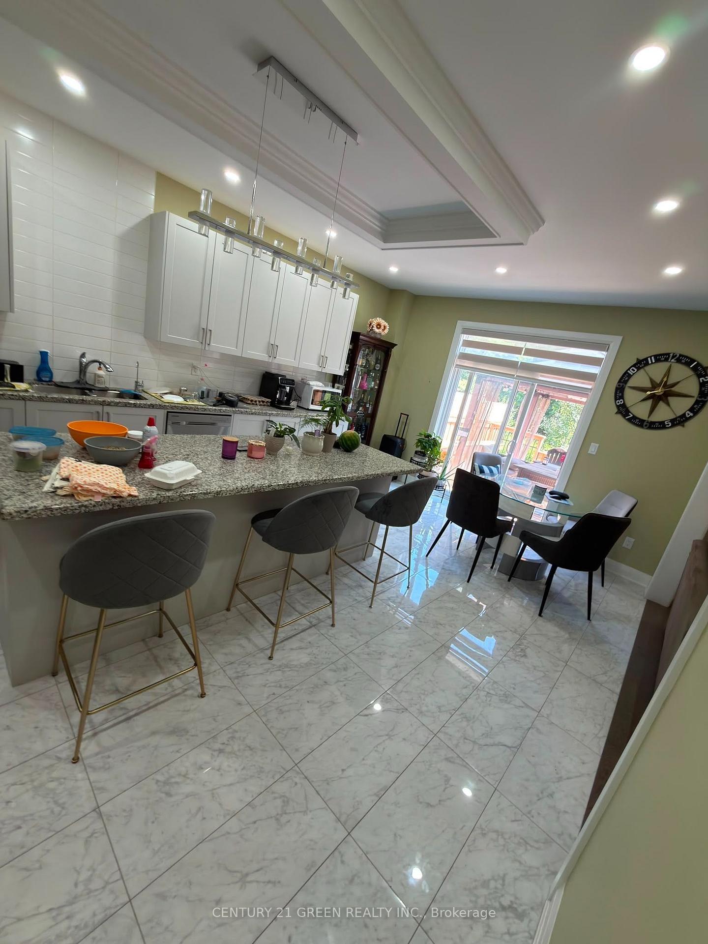 Photo 6 of Unit MAIN, 71 Eberly Woods Drive, Caledon, Rural Caledon — HOMEH