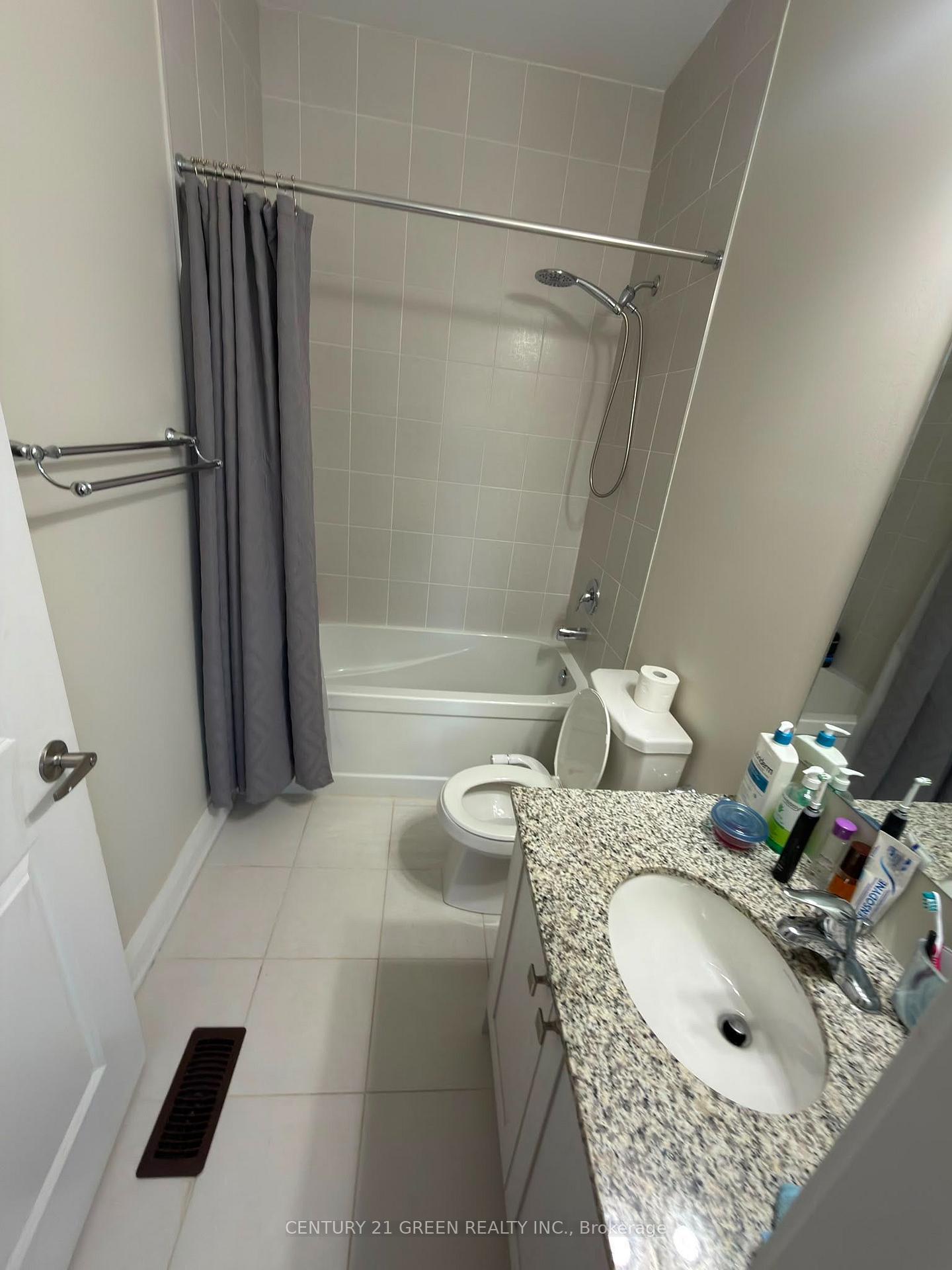 Photo 10 of Unit MAIN, 71 Eberly Woods Drive, Caledon, Rural Caledon — HOMEH