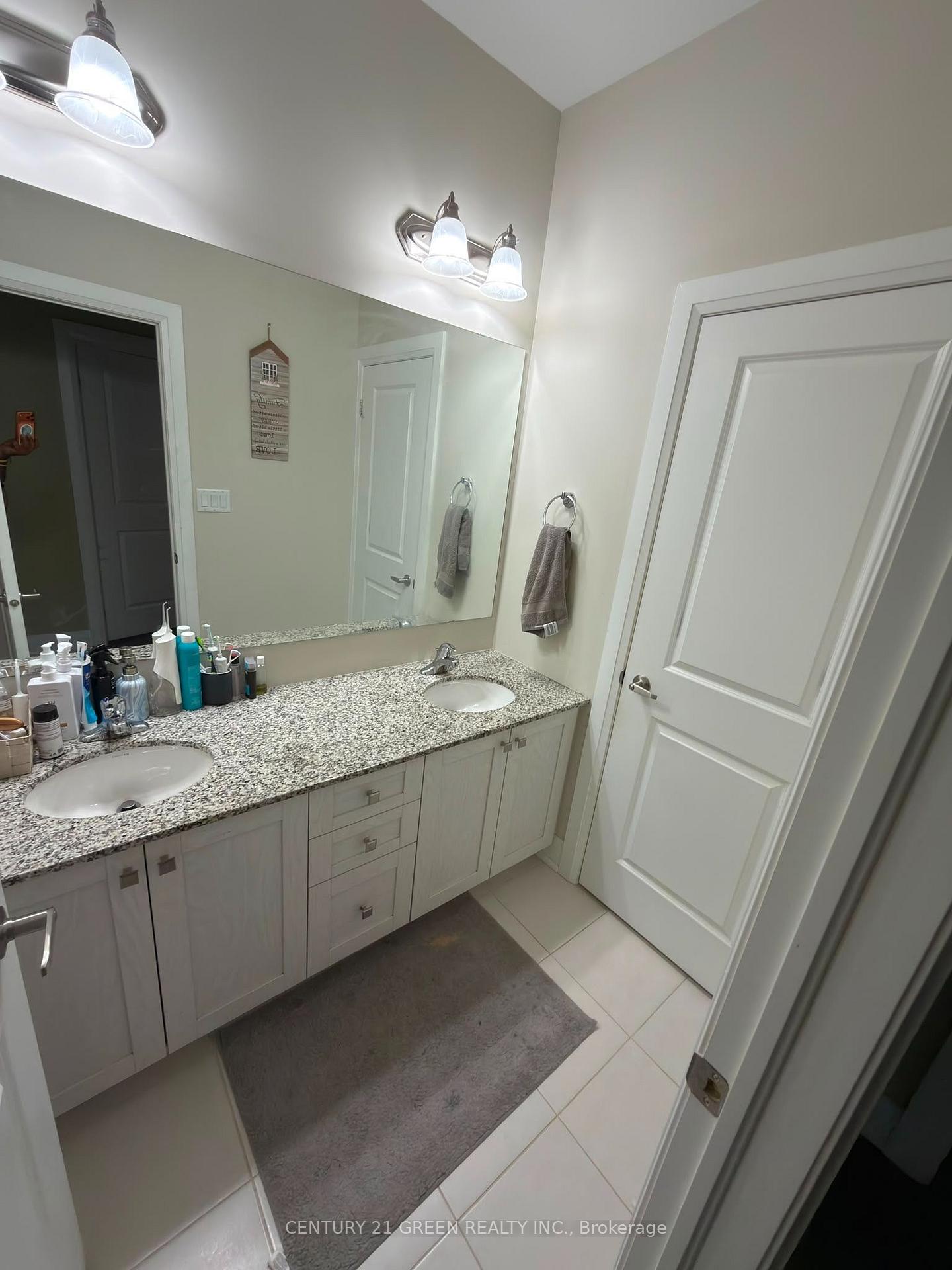 Photo 13 of Unit MAIN, 71 Eberly Woods Drive, Caledon, Rural Caledon — HOMEH