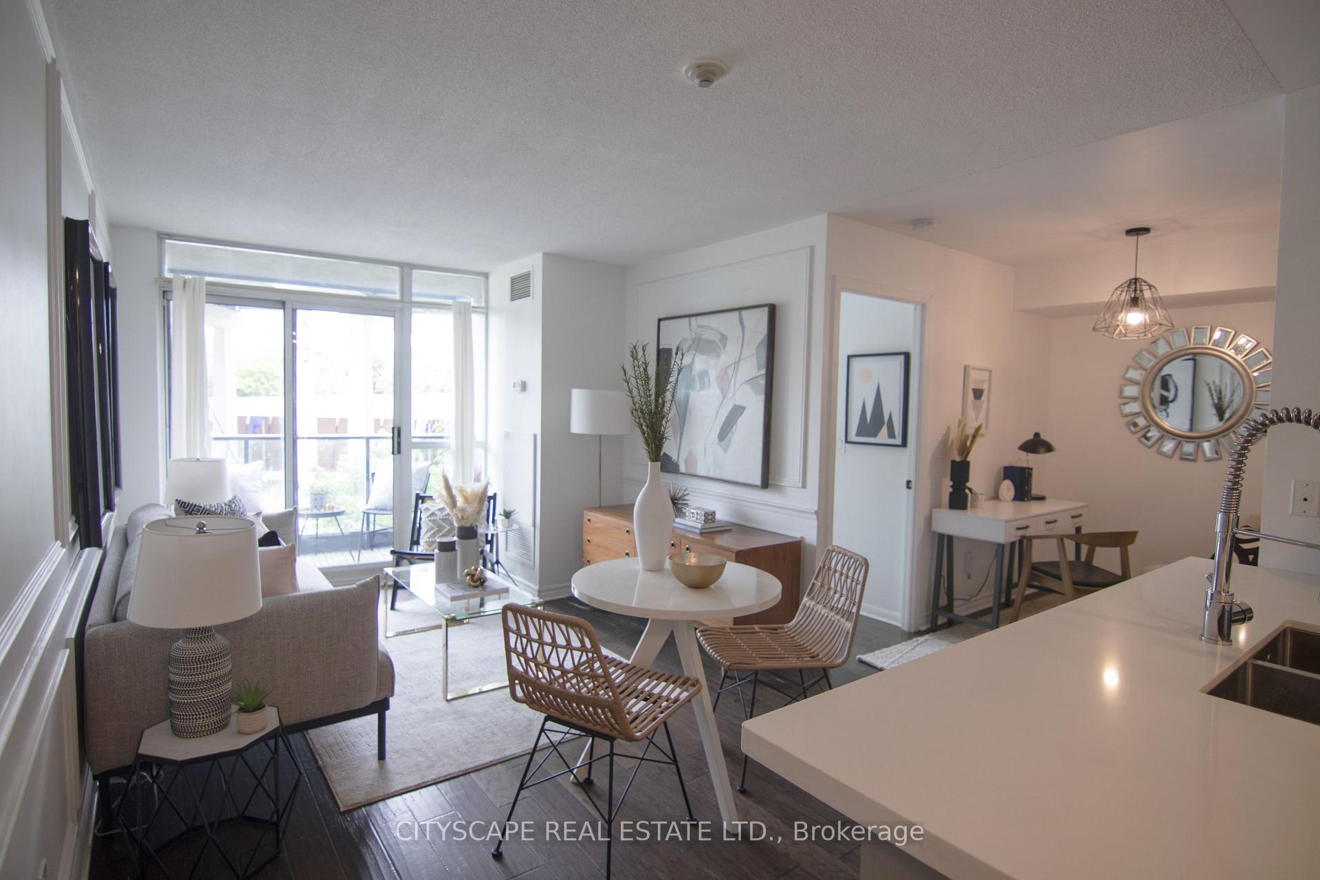 Photo 5 of Unit 322, 231 Fort York Boulevard, Toronto, Niagara — HOMEH