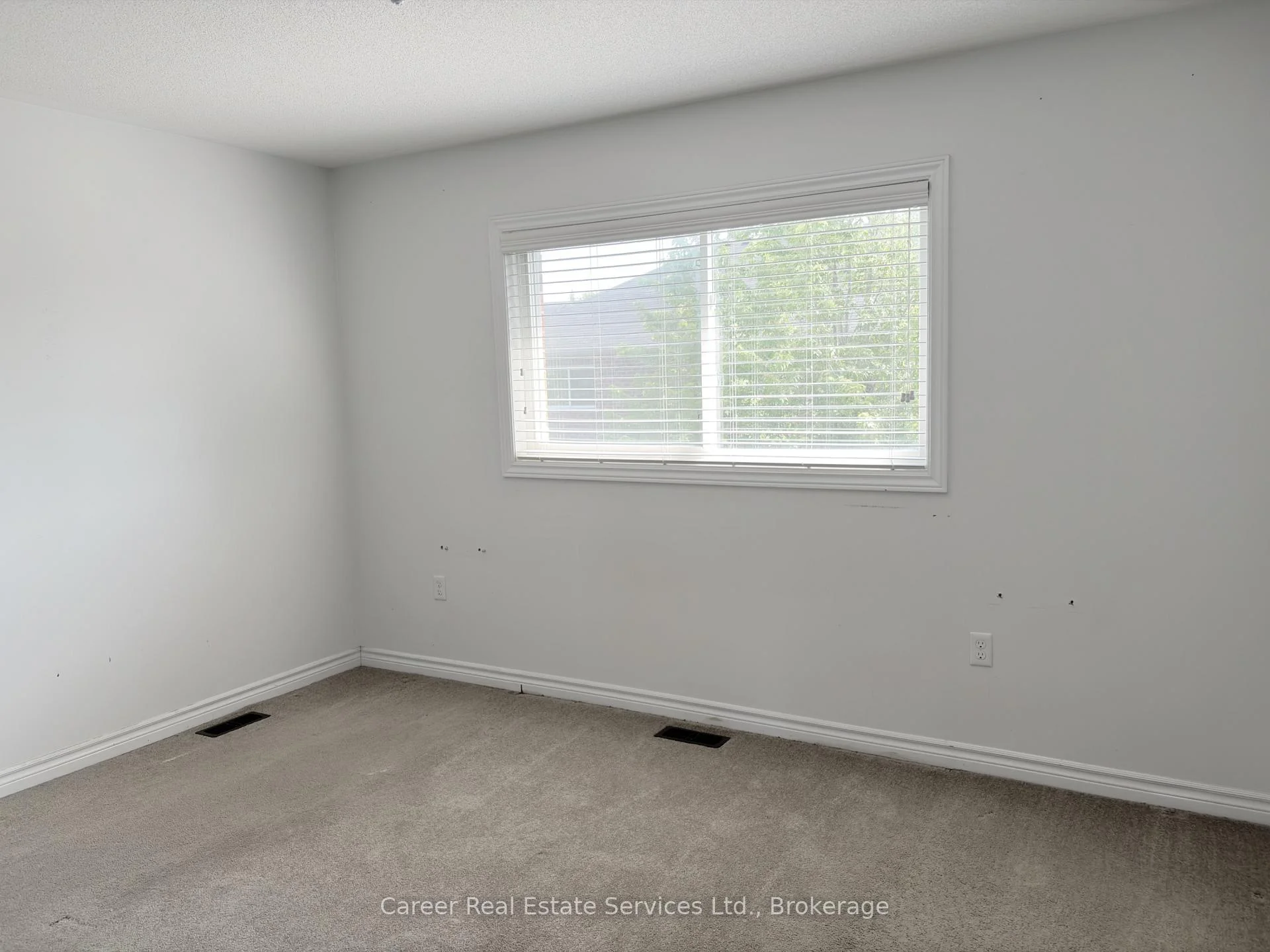 Photo 35 of 7 Ken Bromley Lane, Clarington, Bowmanville — HOMEH