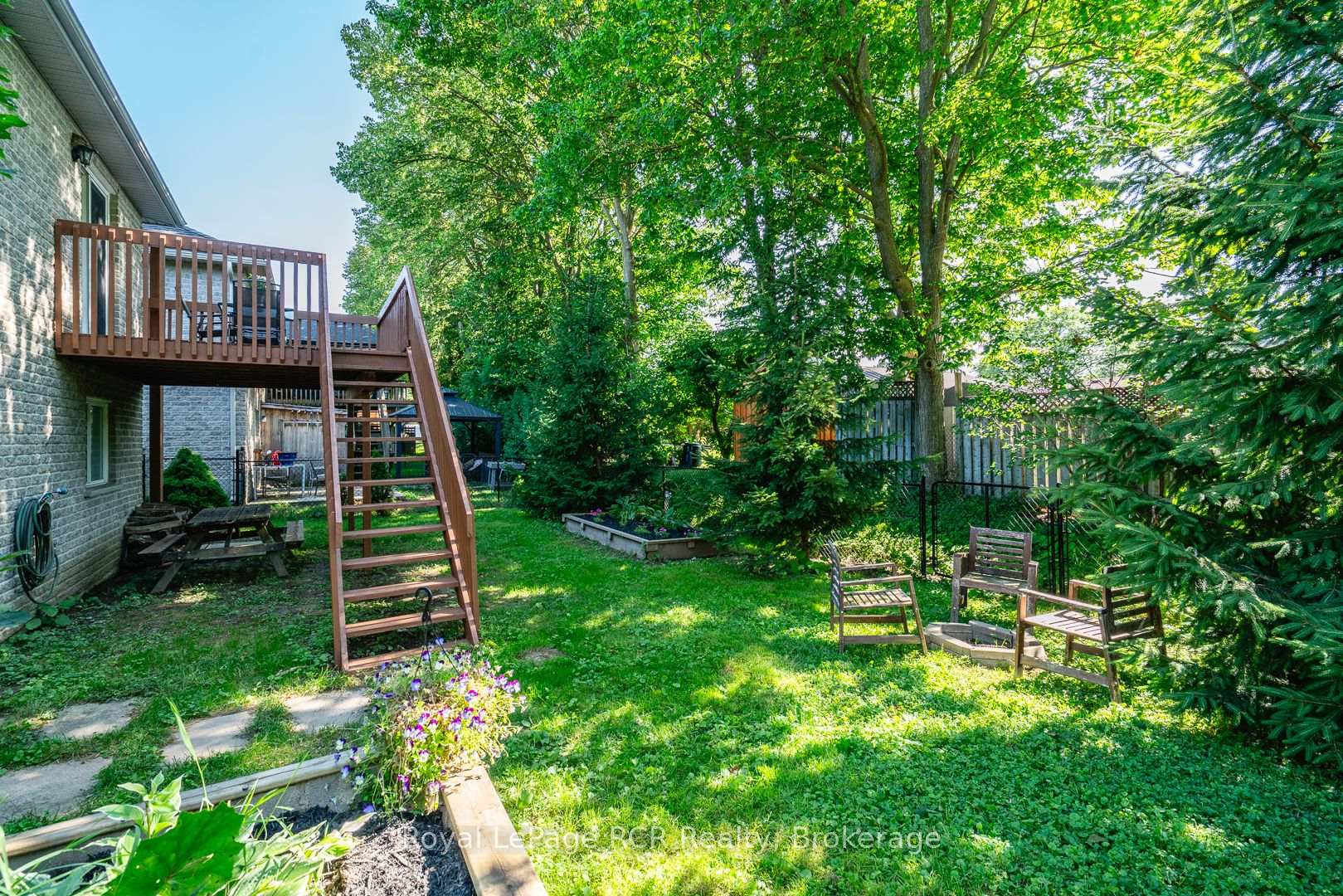 Photo 6 of 246 16th Avenue Crescent, Hanover — HOMEH
